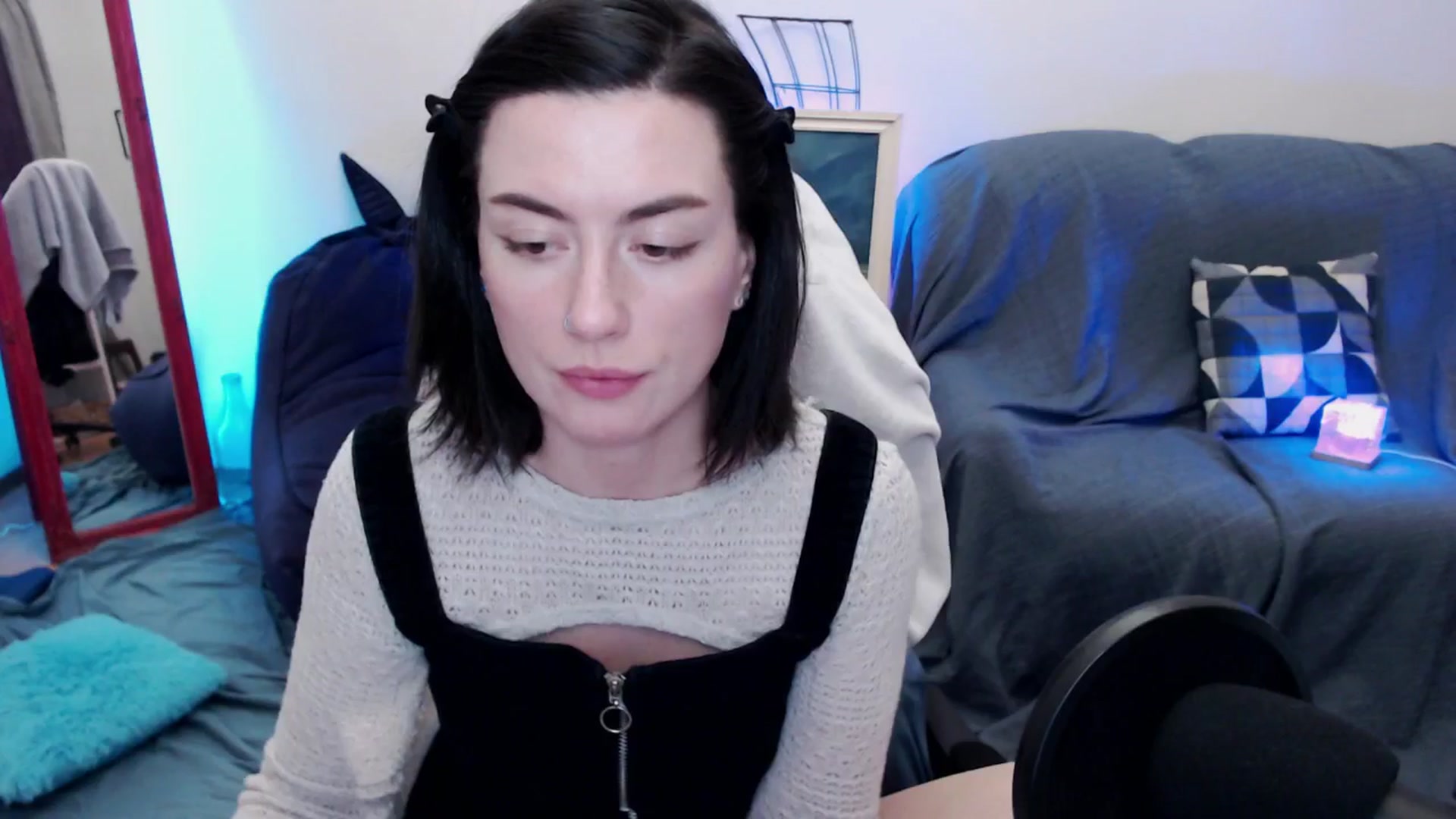 HeyAriel video thumbnail