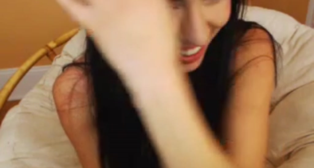 RobinMae video thumbnail