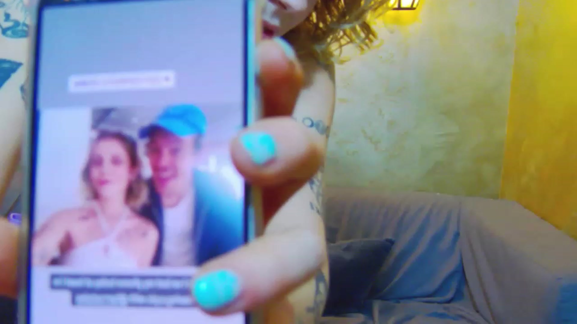 curlyellas video thumbnail