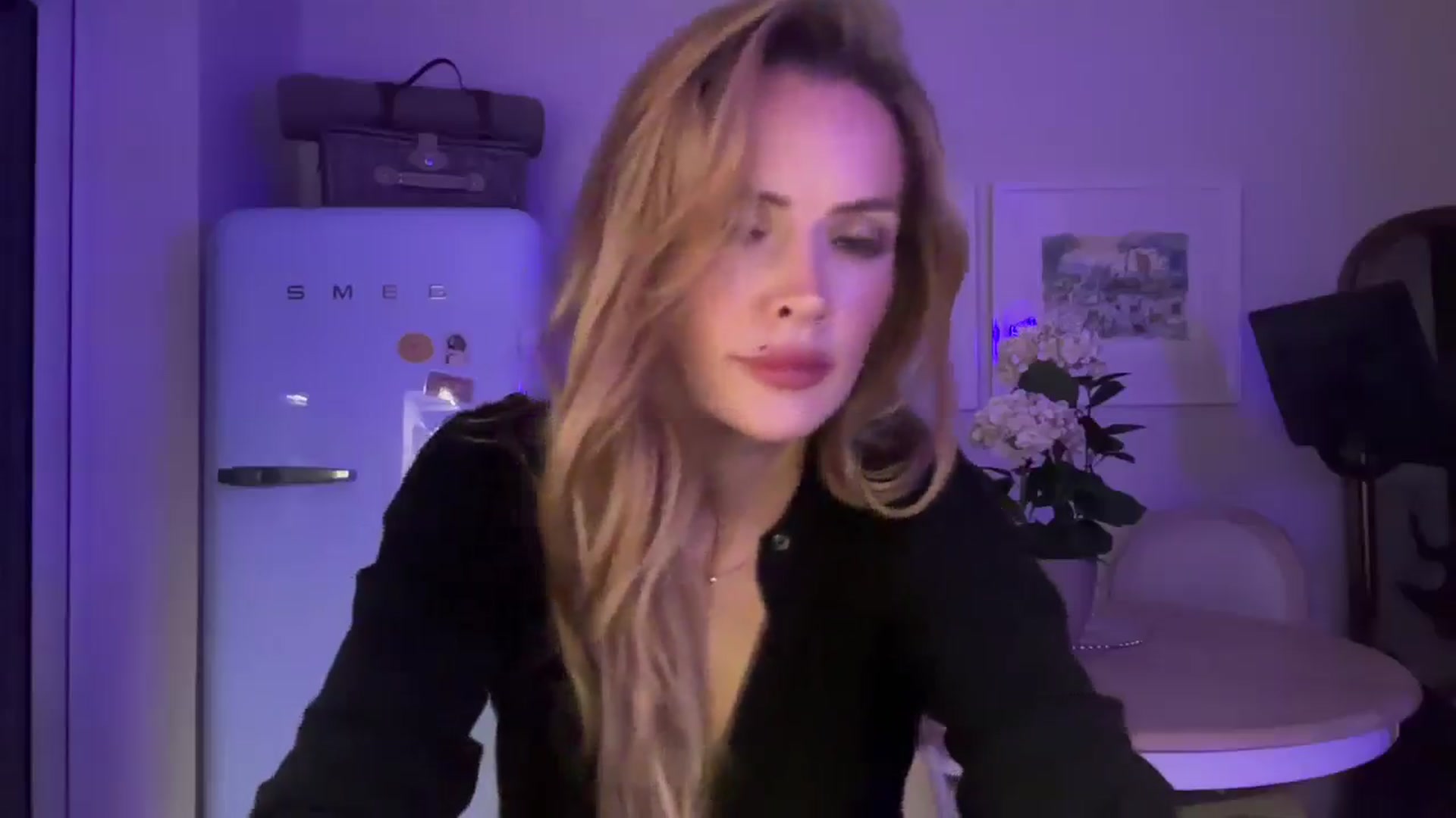 Courtney video thumbnail