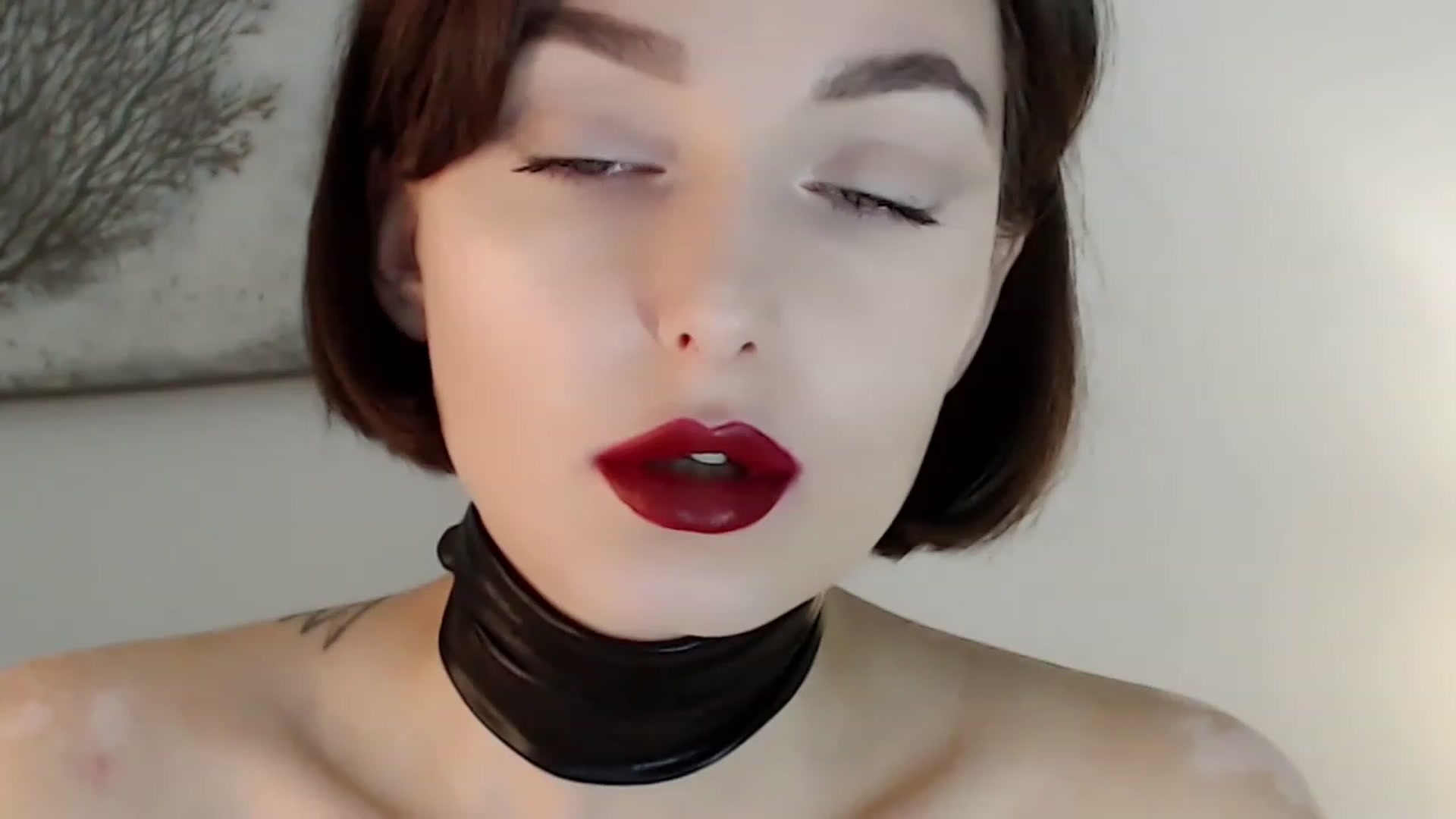 Red_Lips_Girl video thumbnail