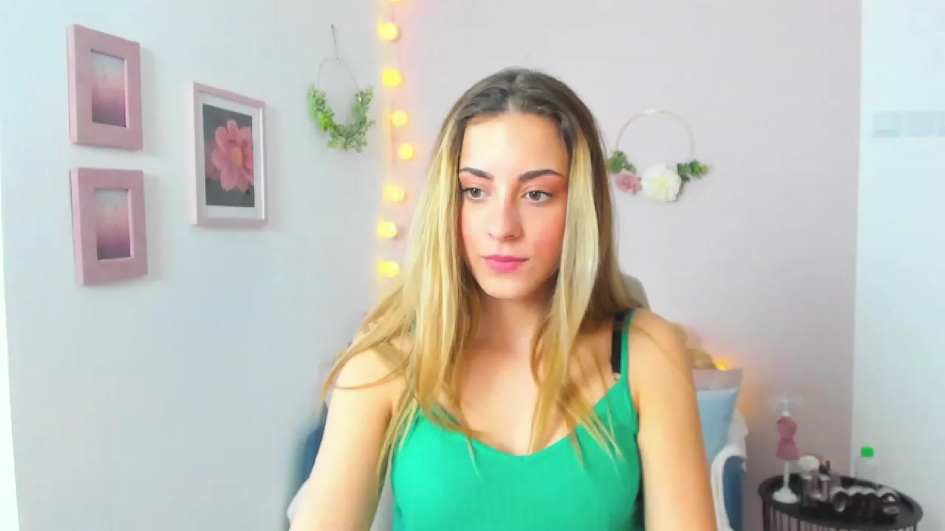Gia_Lopez18 video thumbnail