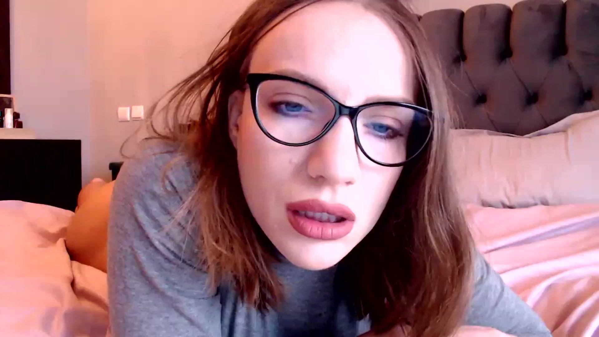 call_me_em video thumbnail