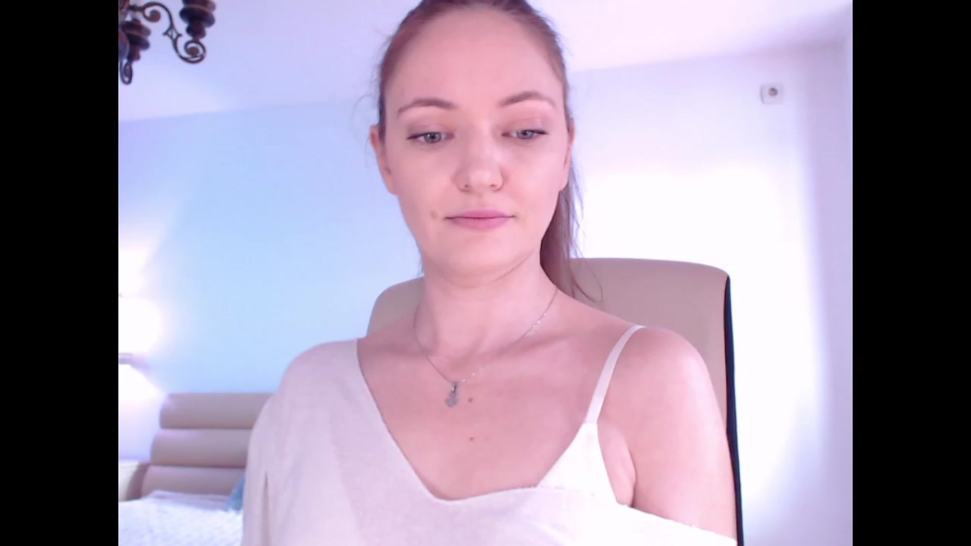 AddictiveLara video thumbnail