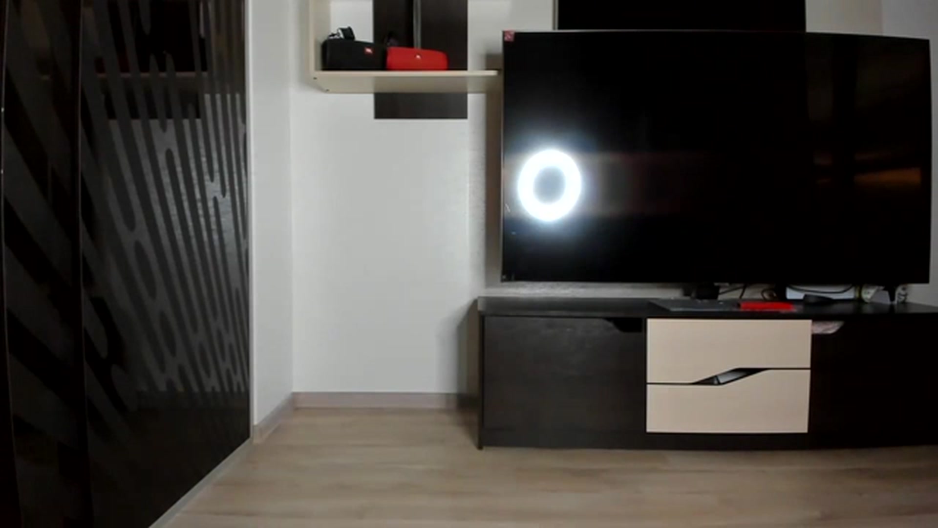 Onekiss1 video thumbnail