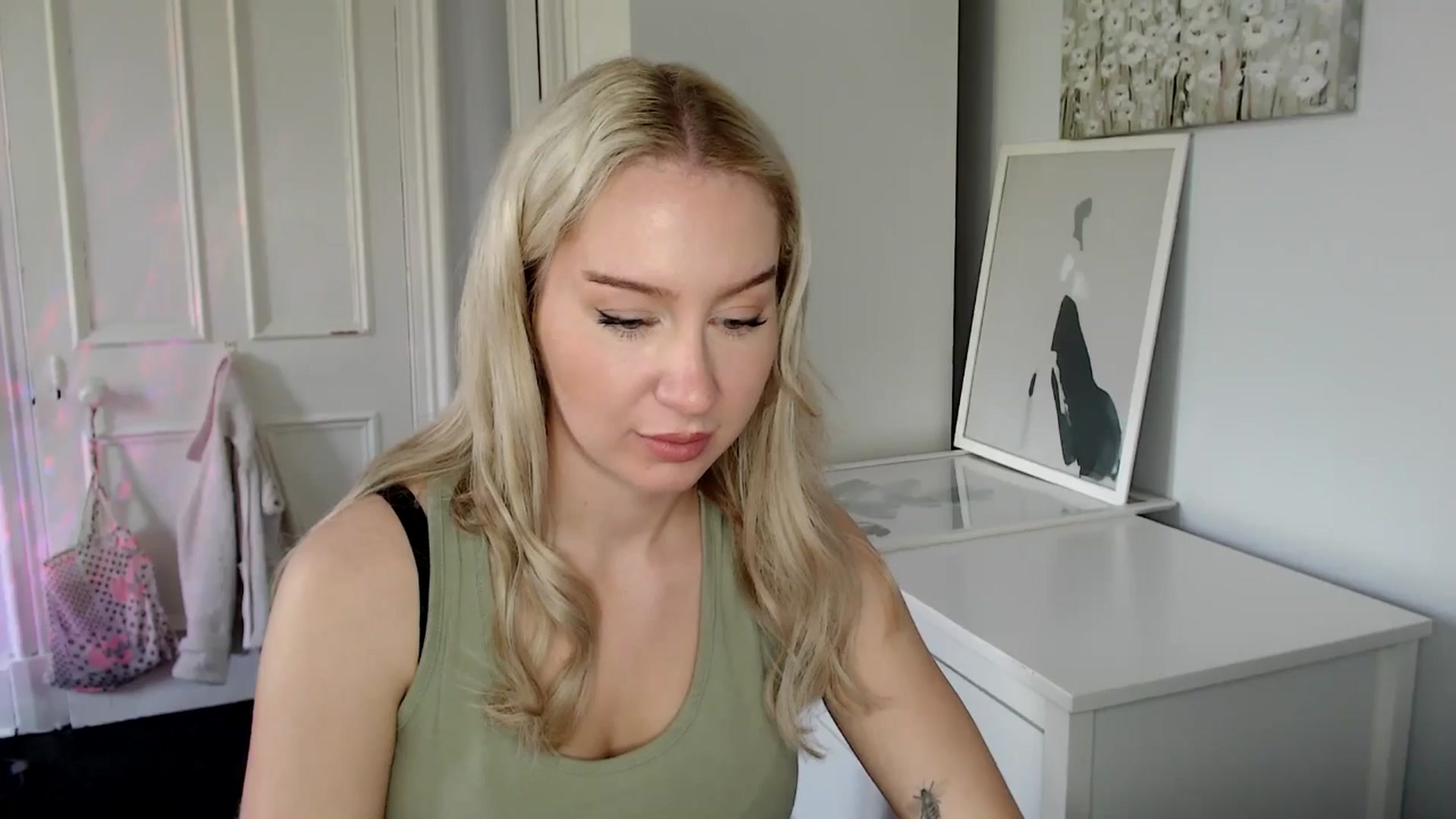 British_Cutie video thumbnail