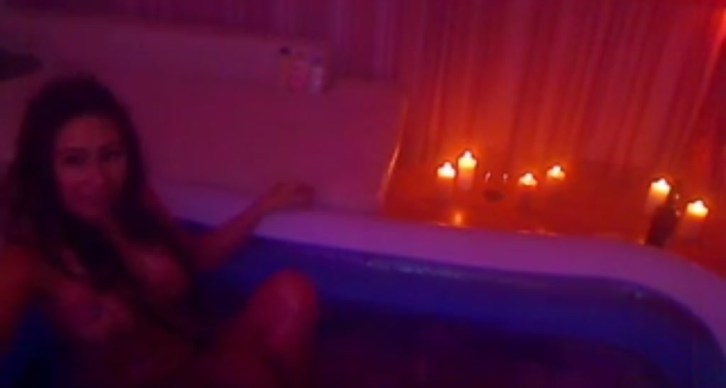 PoppyNaked video thumbnail