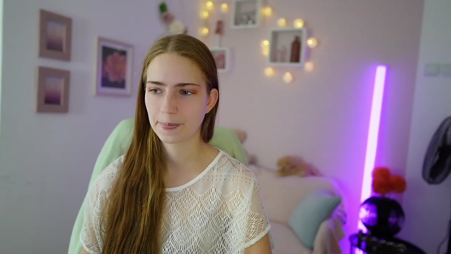 Naomi_Woods18 video thumbnail