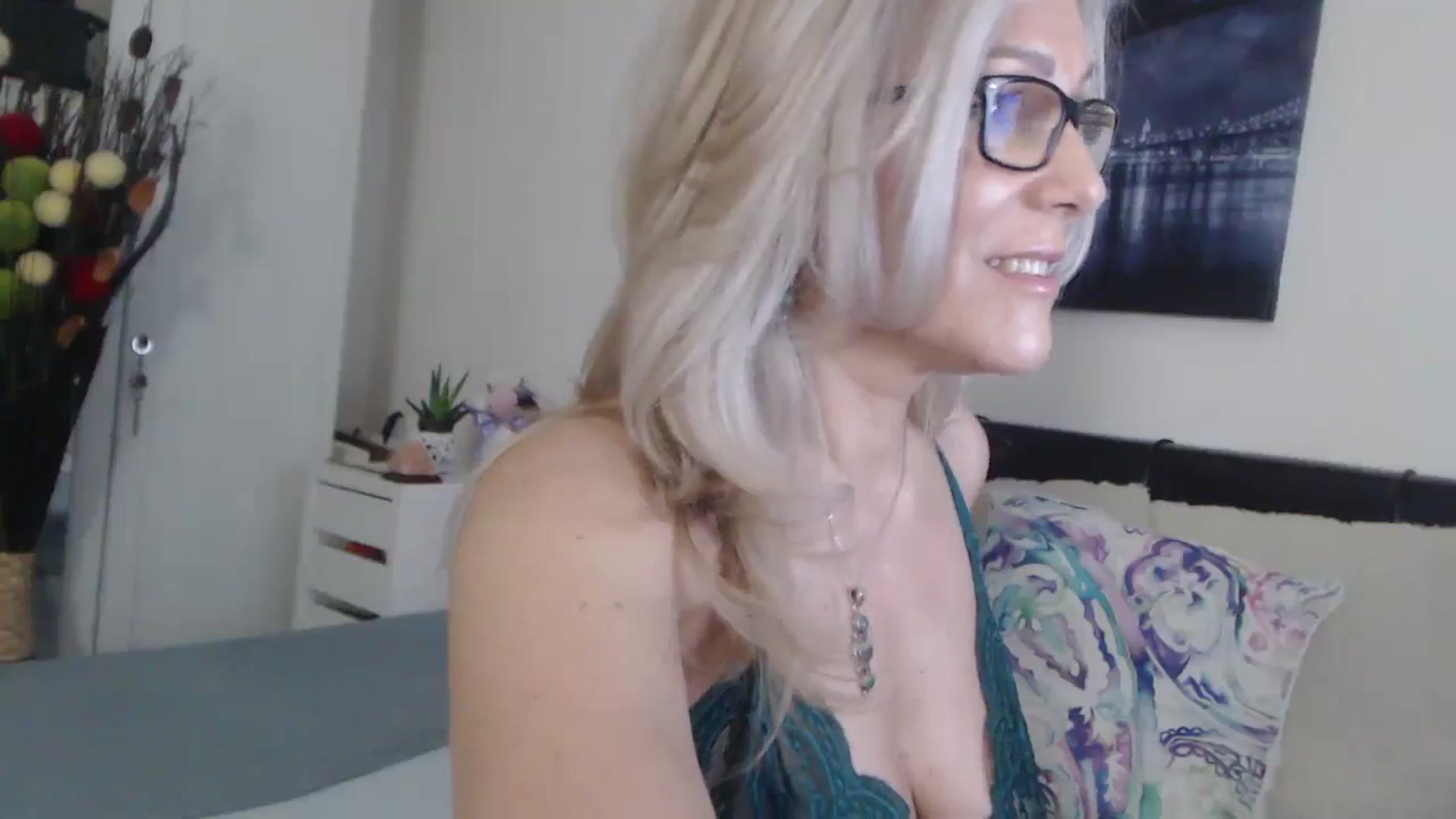 Reeya71 video thumbnail