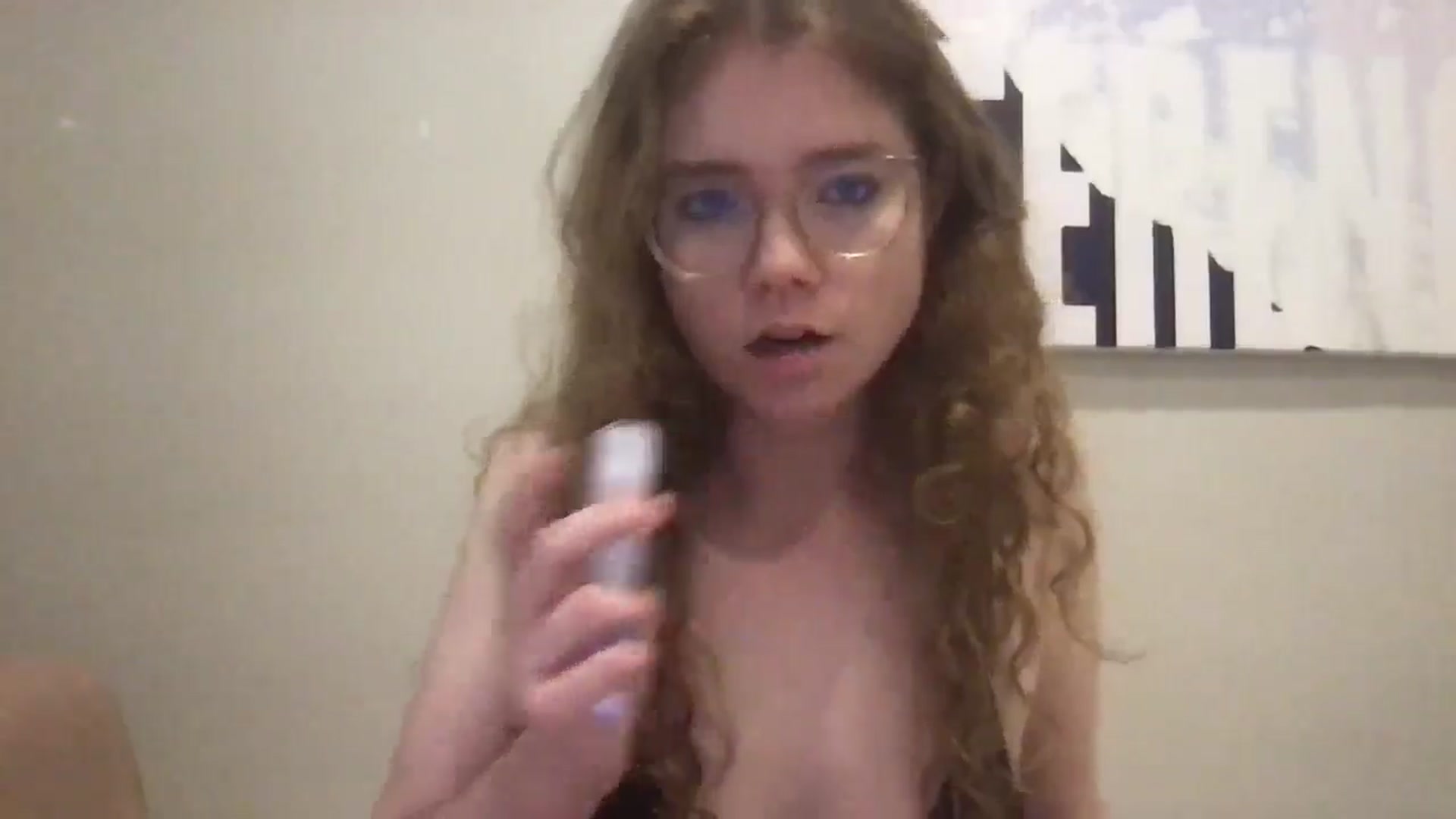 FunnyGirlXD video thumbnail