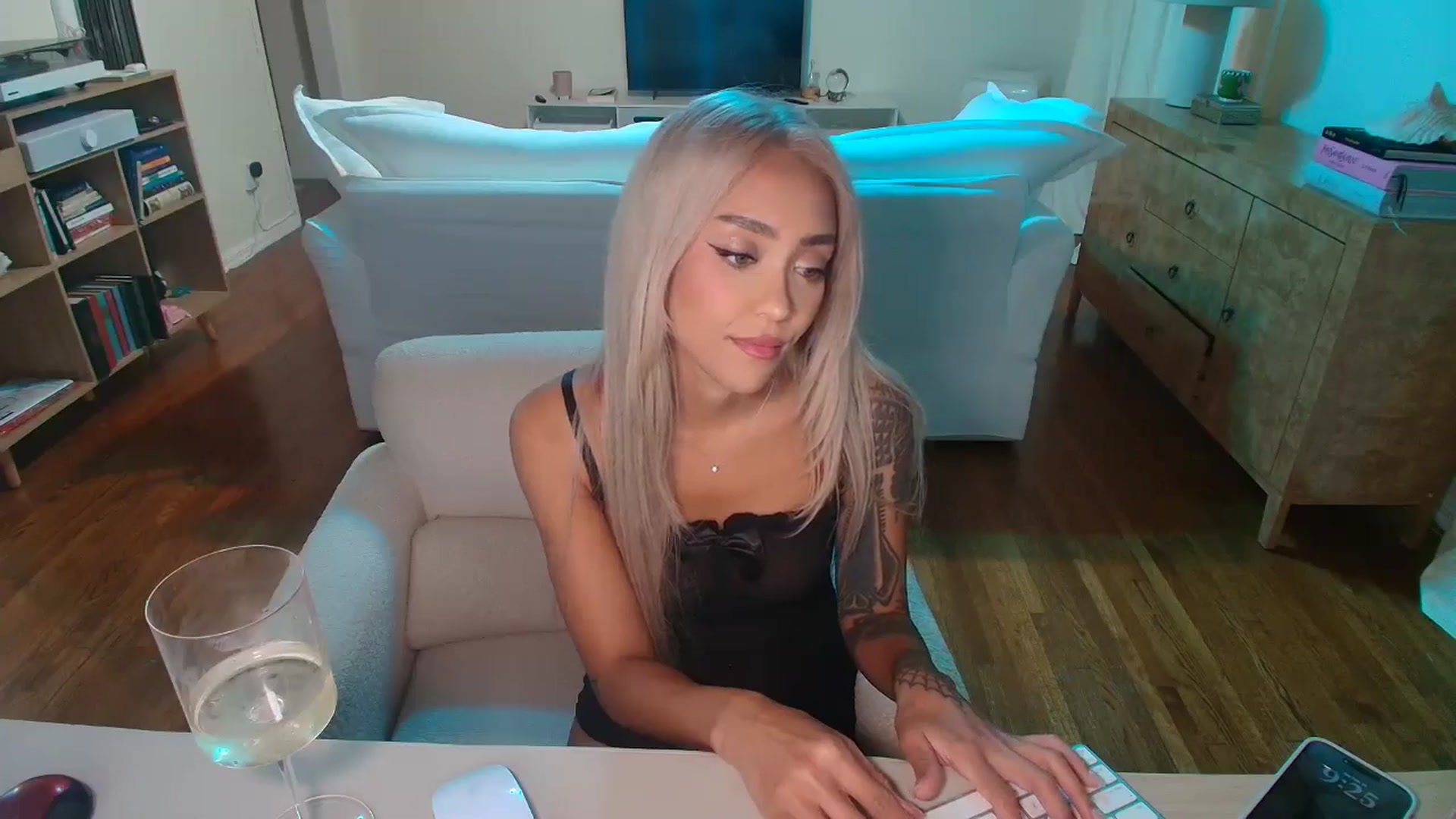 rosiewestttt video thumbnail