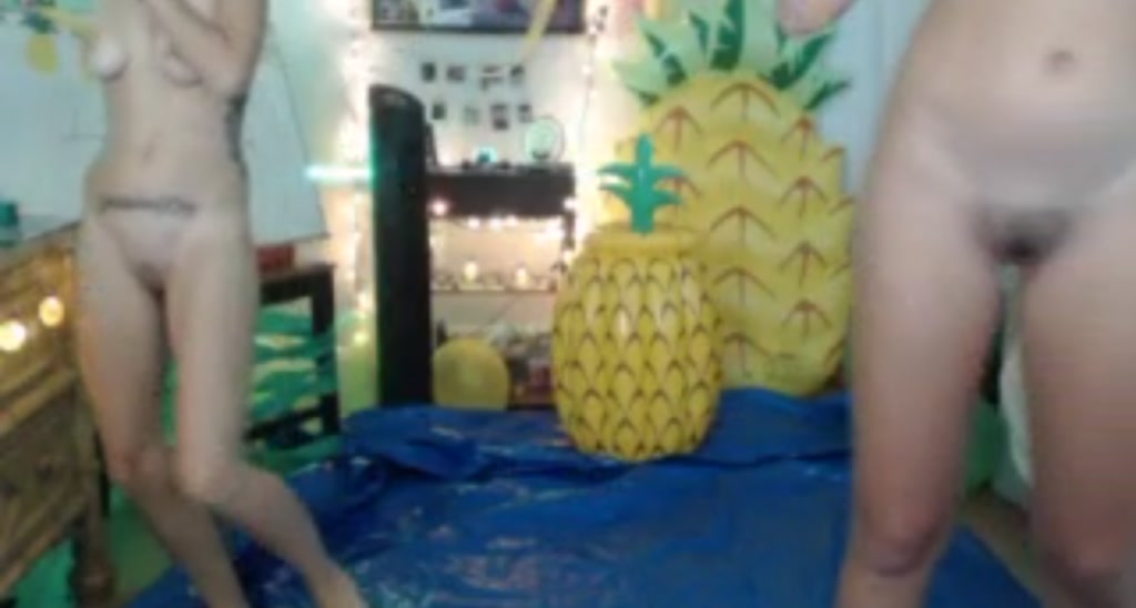 MollyMeowz video thumbnail