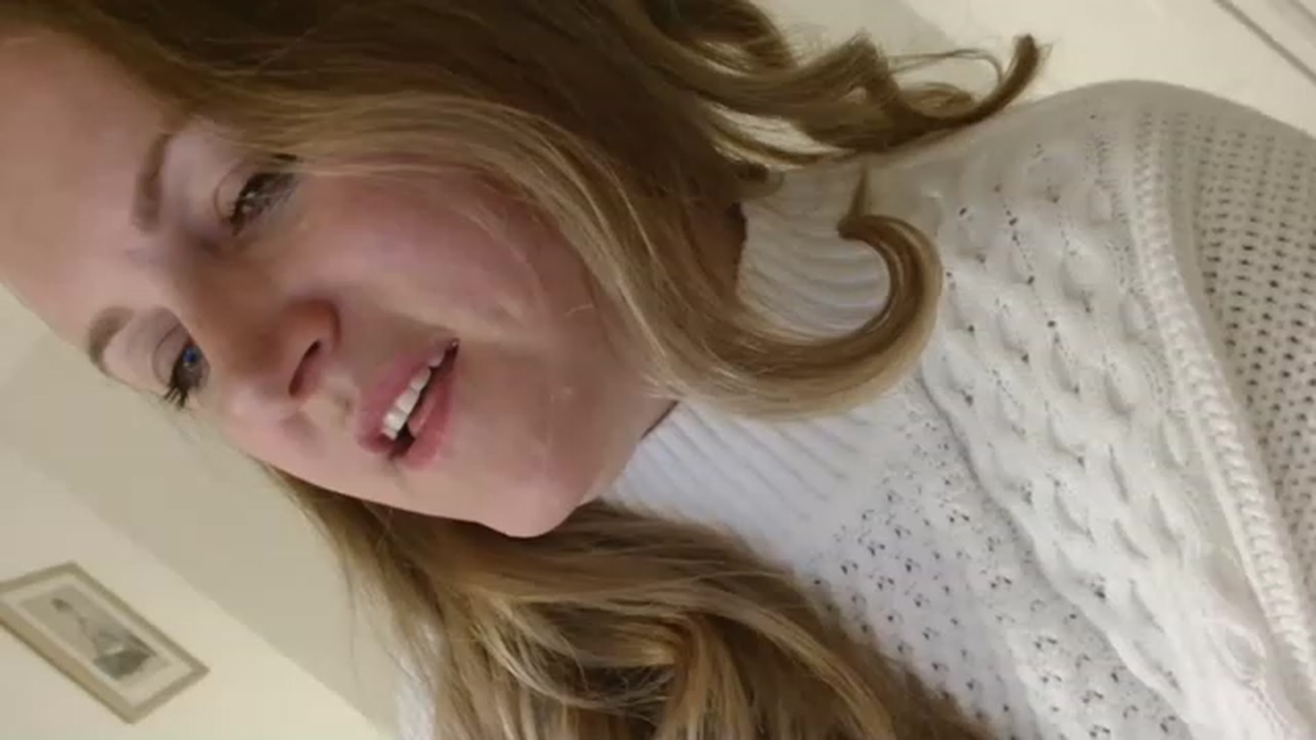 JustLily video thumbnail