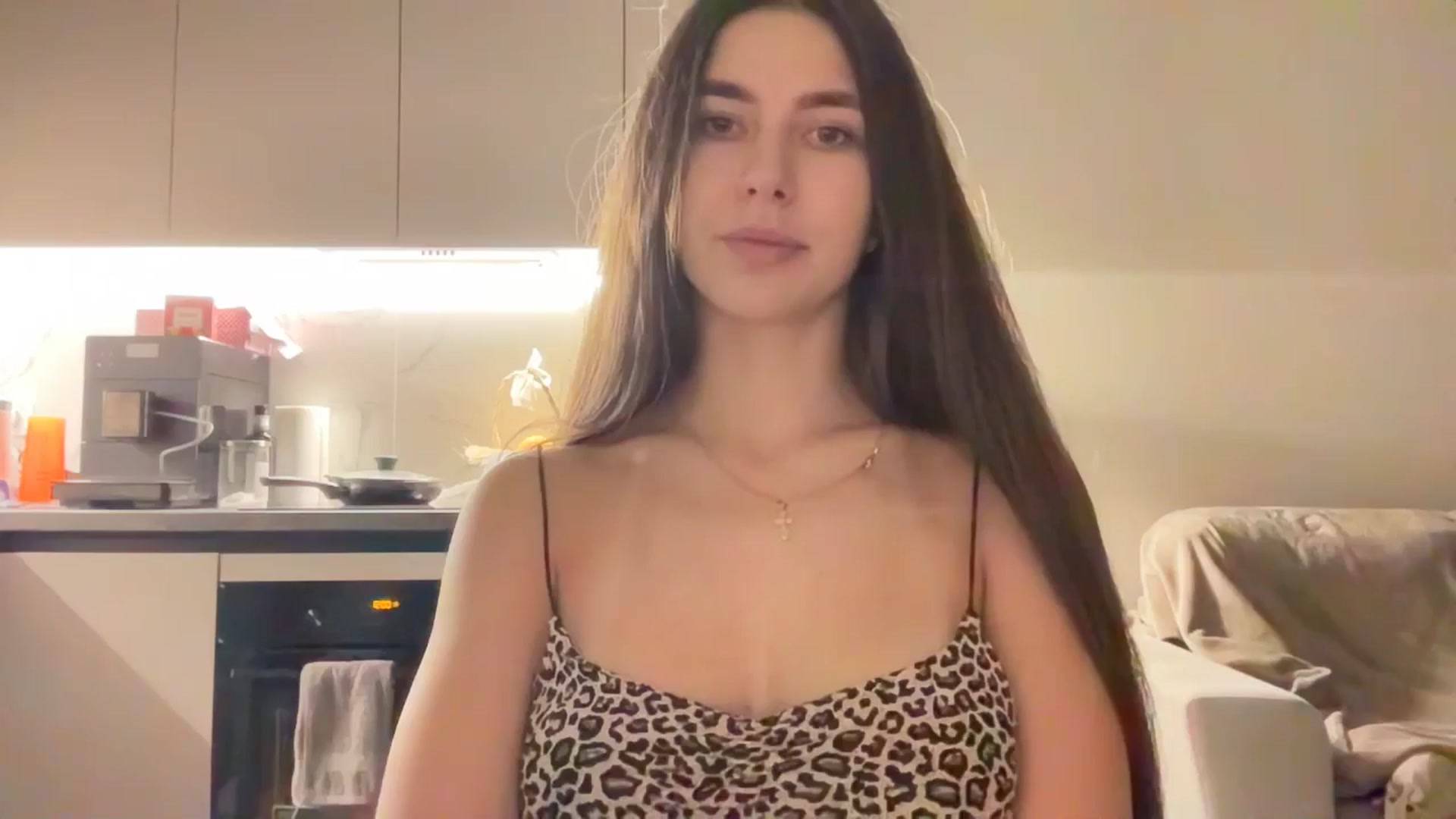 kissfreeze video thumbnail
