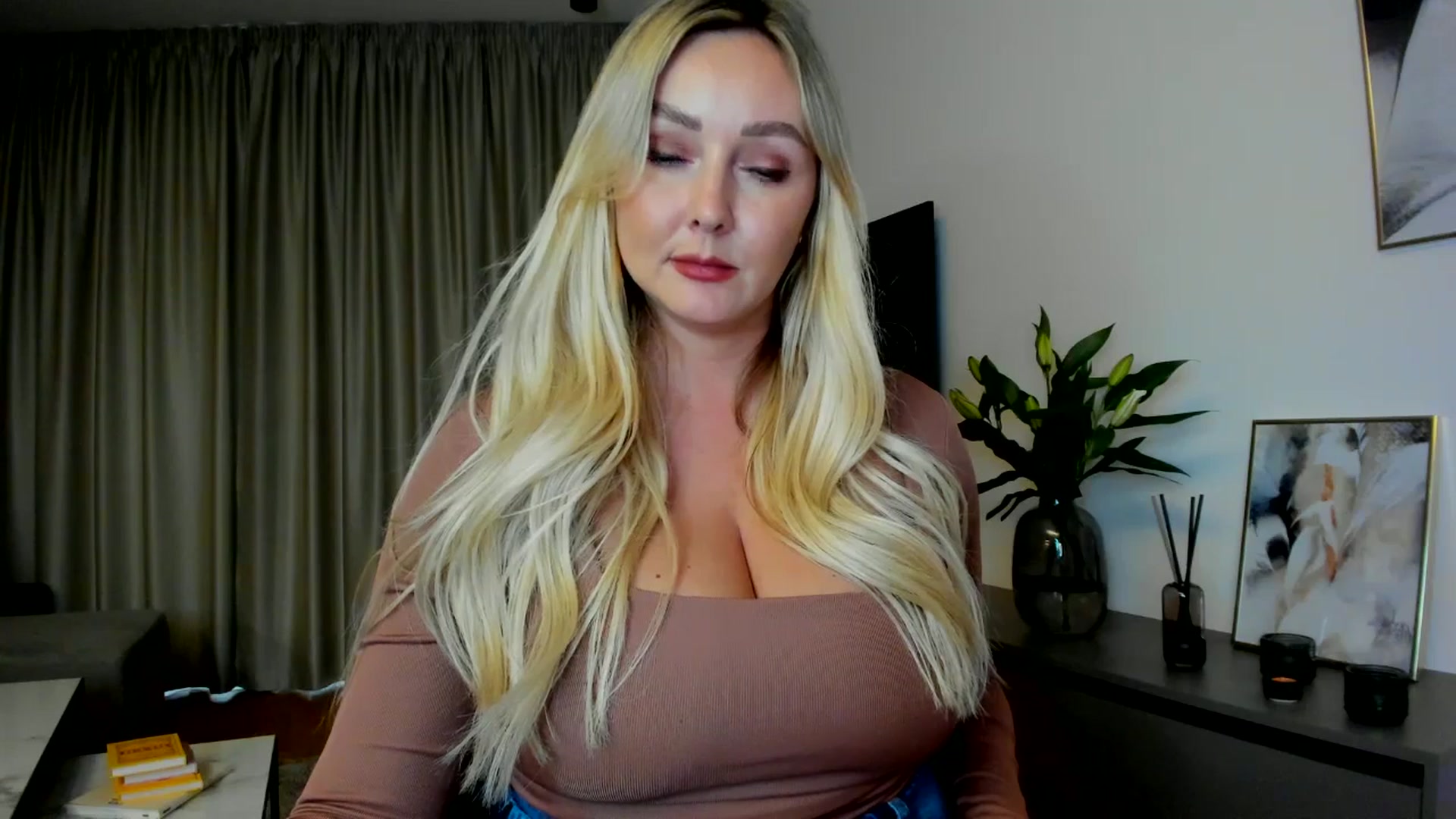Mi_Ha video thumbnail