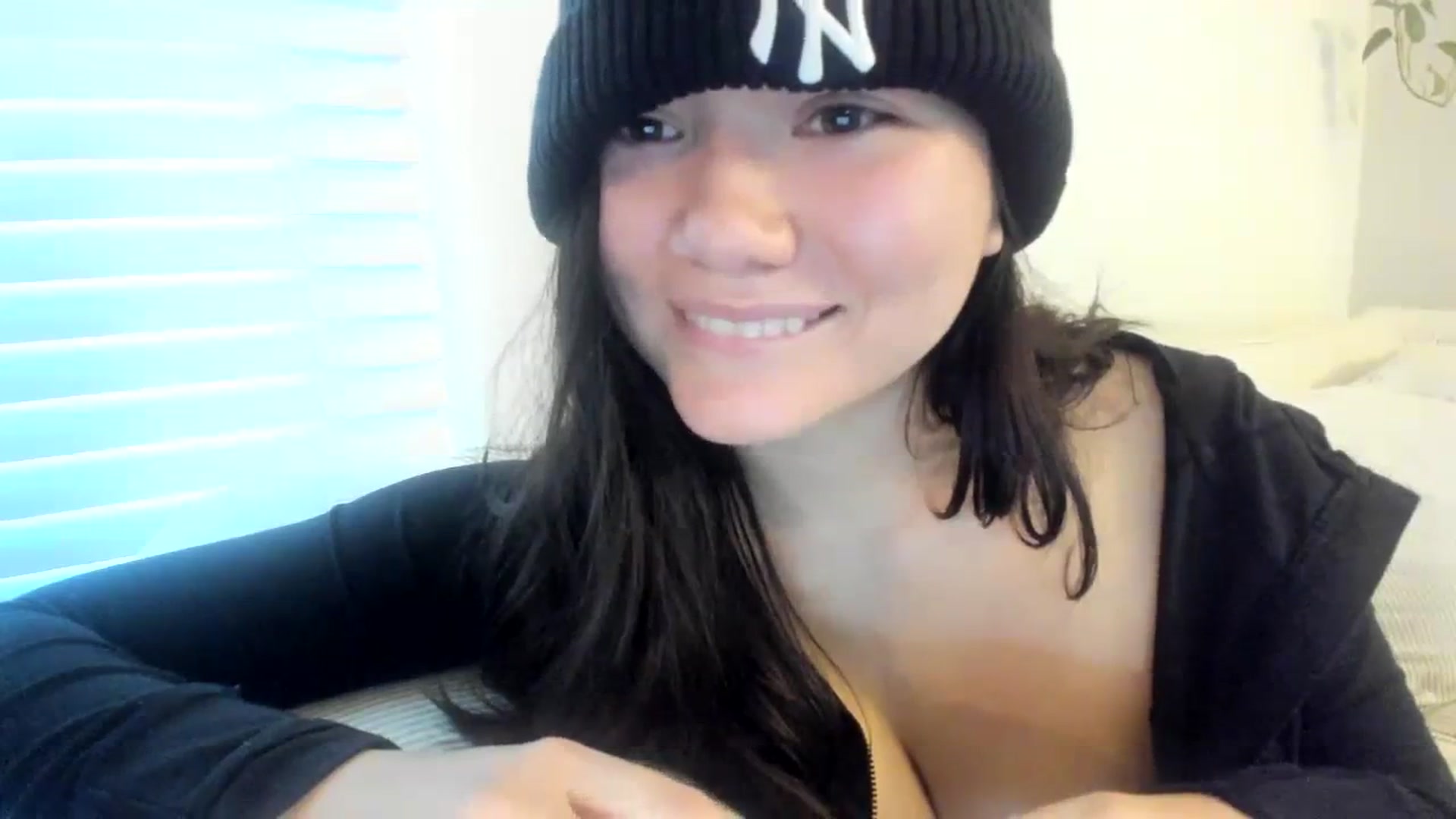 imava video thumbnail
