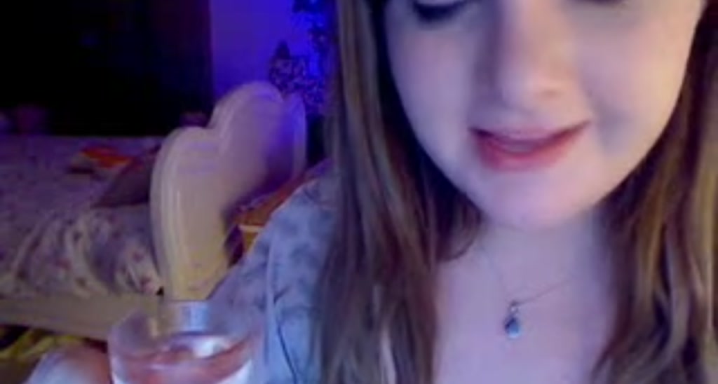 JonieGene video thumbnail