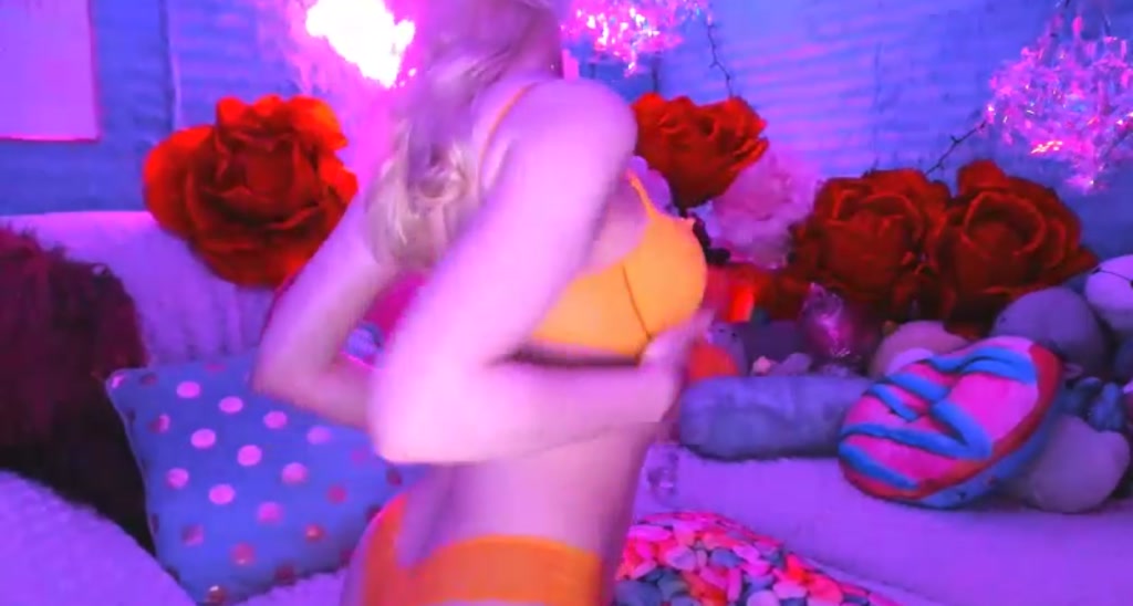 ClaraKitty video thumbnail