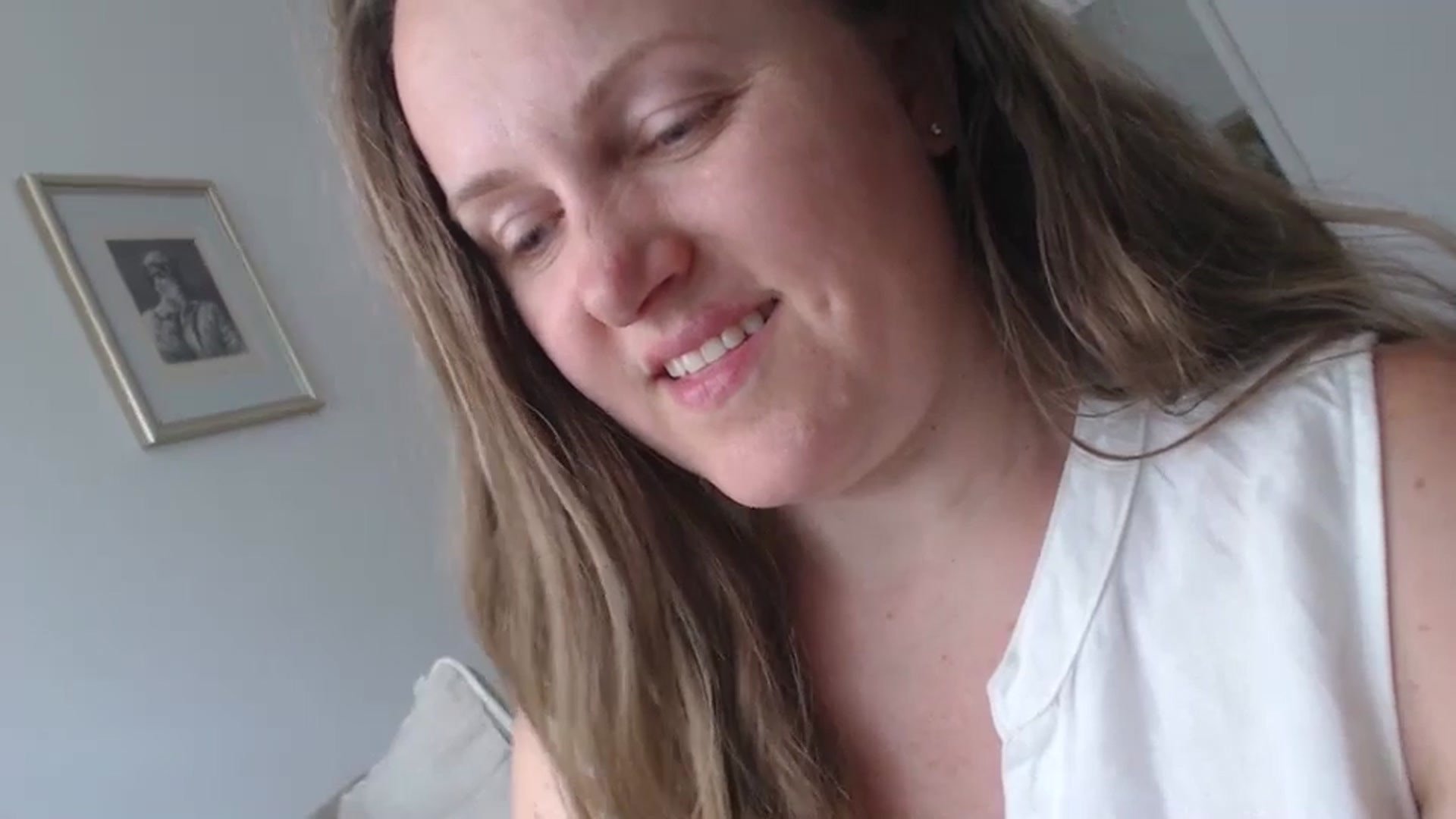 JustLily video thumbnail