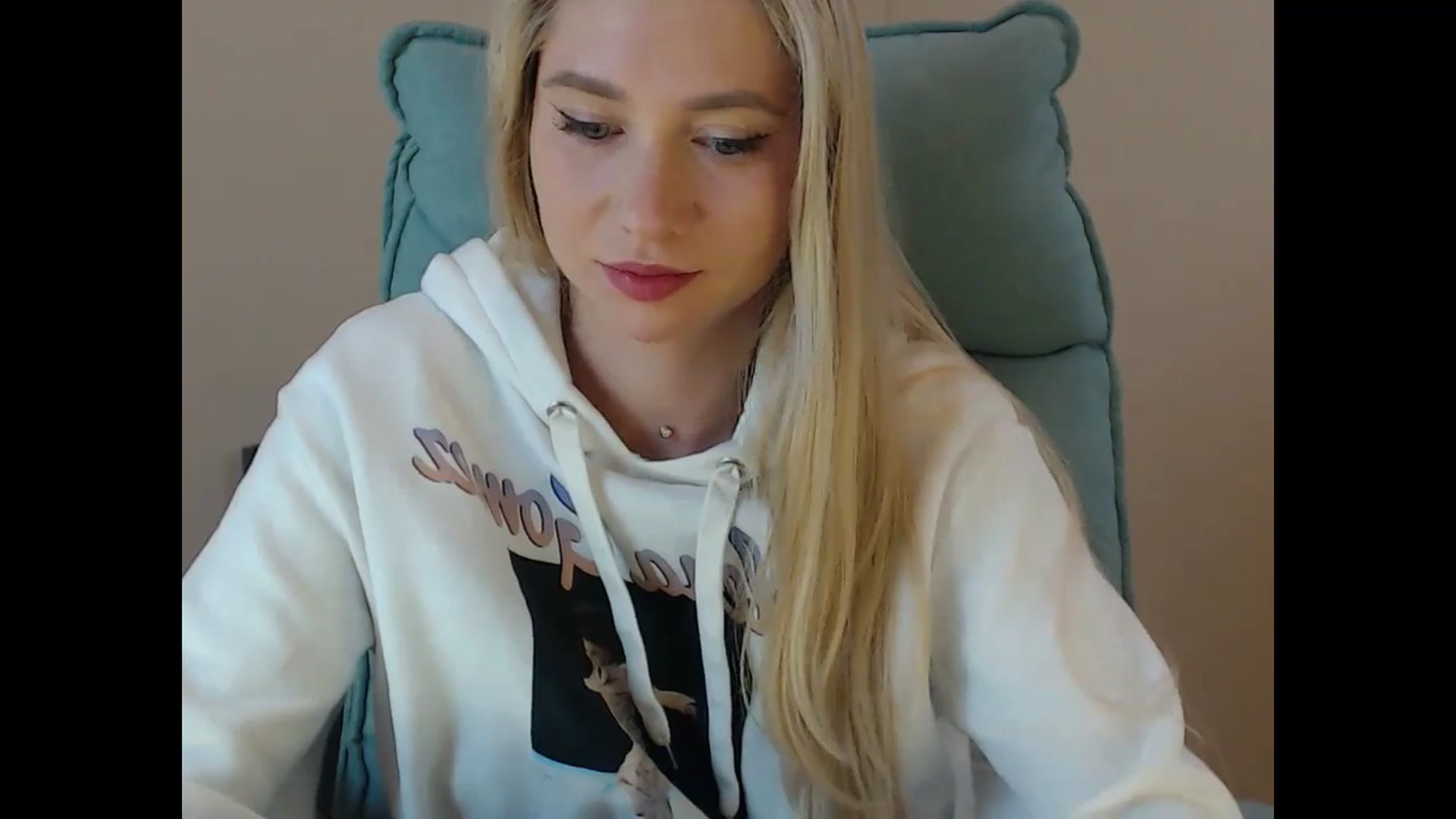 Miss_Sylvia video thumbnail