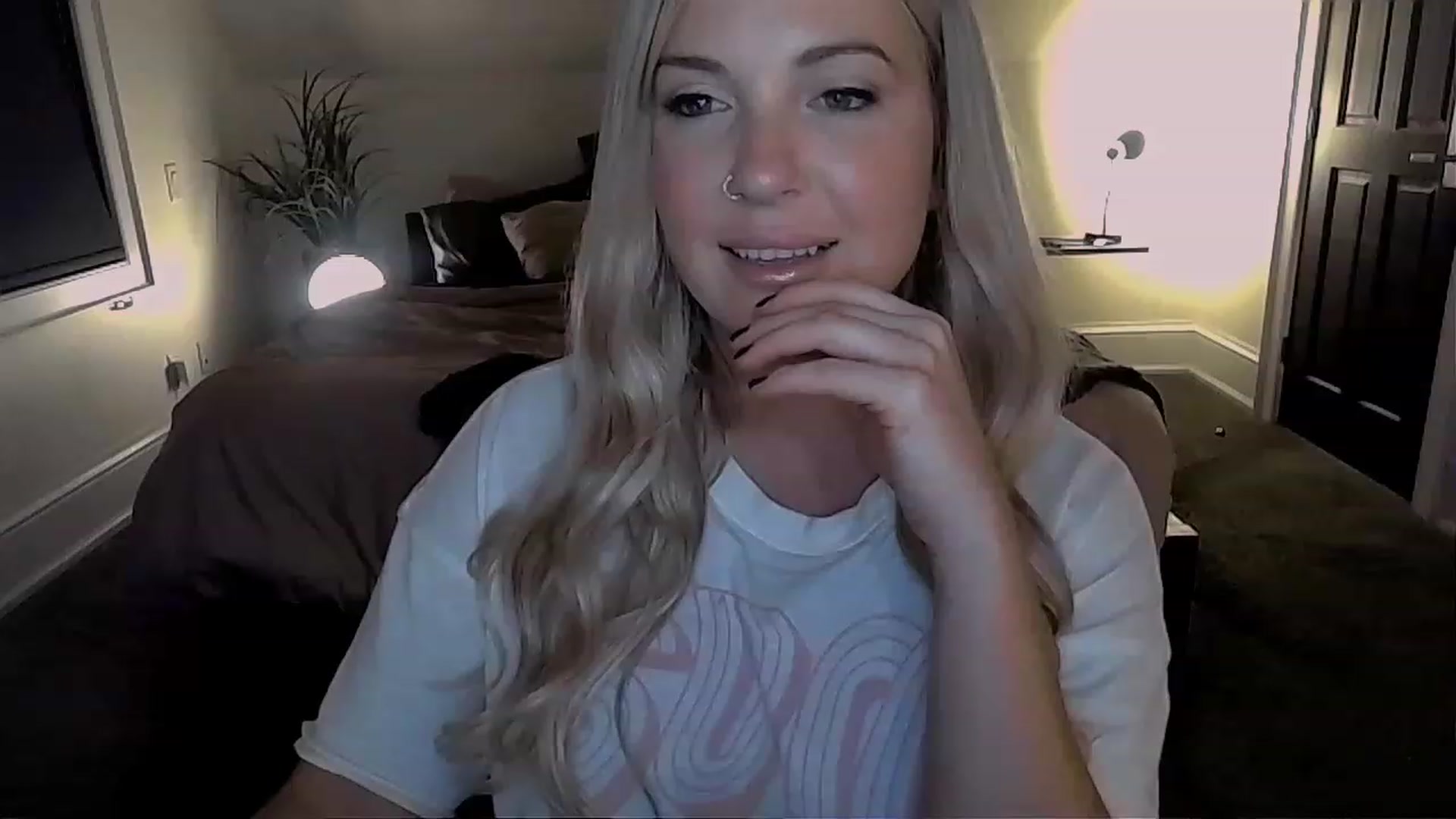 xx_scarlett video thumbnail