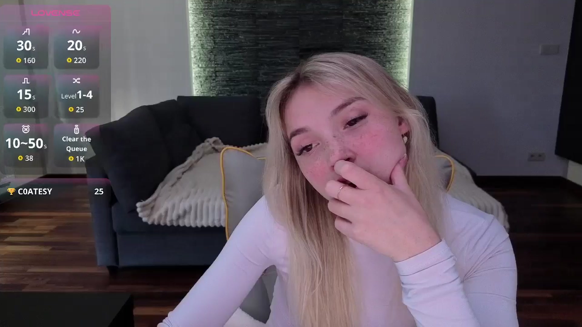 Daisyy video thumbnail