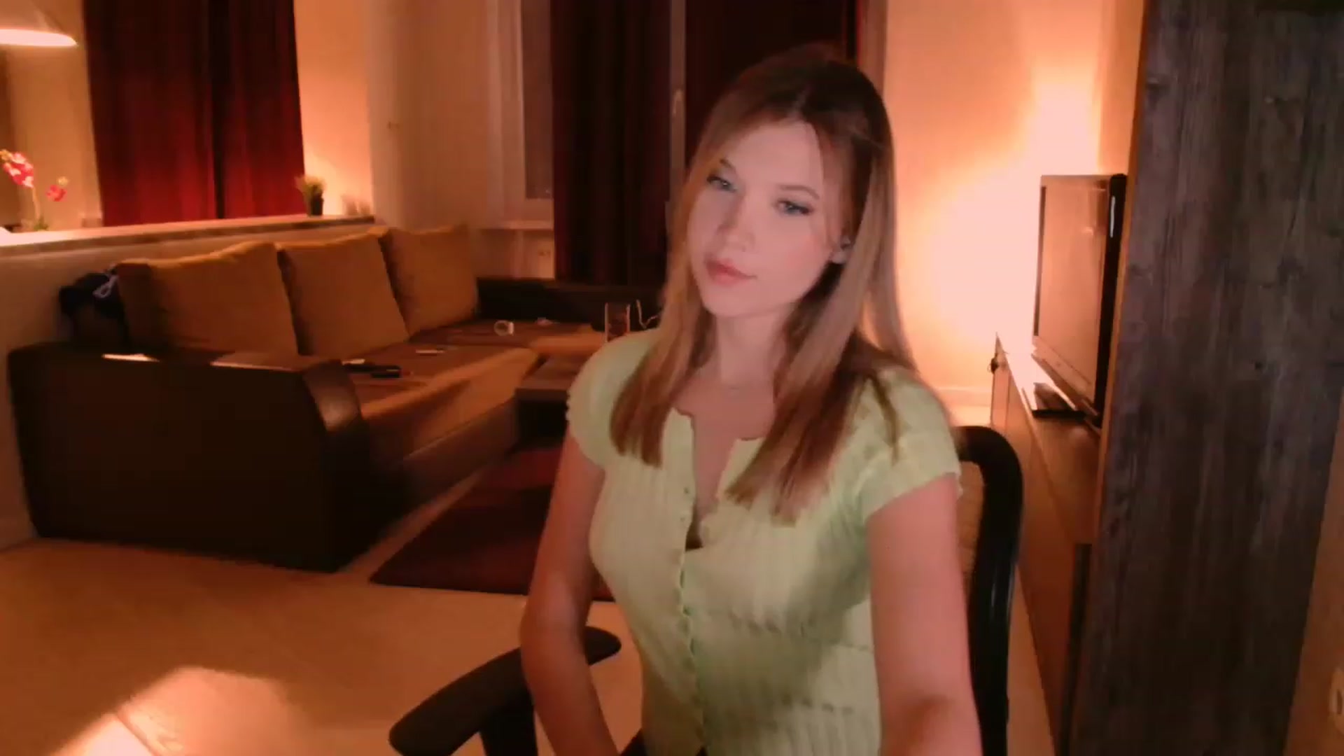 SammiChi video thumbnail