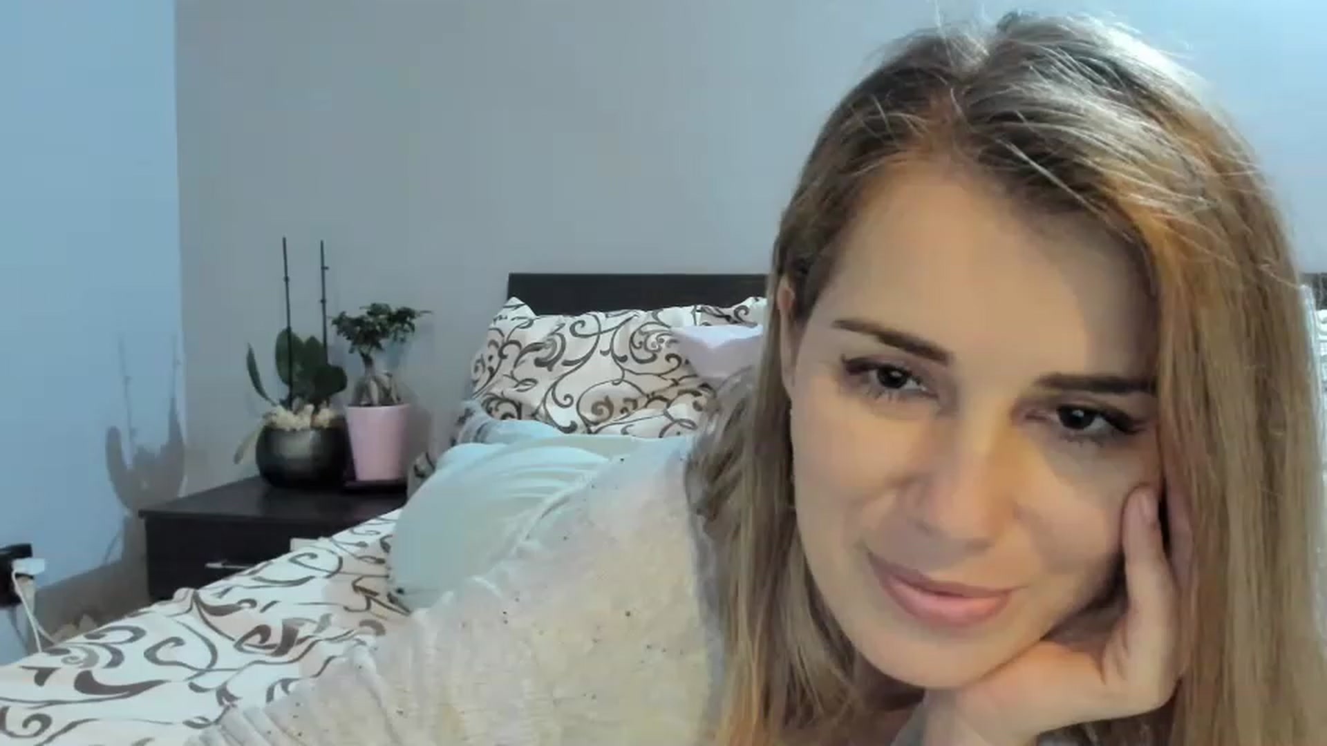 PrettyWomen31 video thumbnail