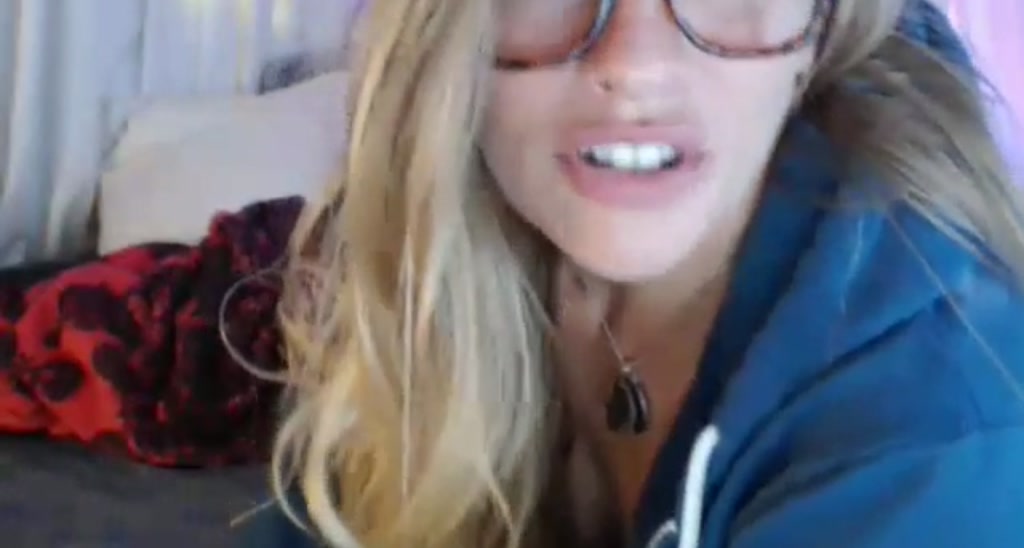 SexxxualPeek video thumbnail
