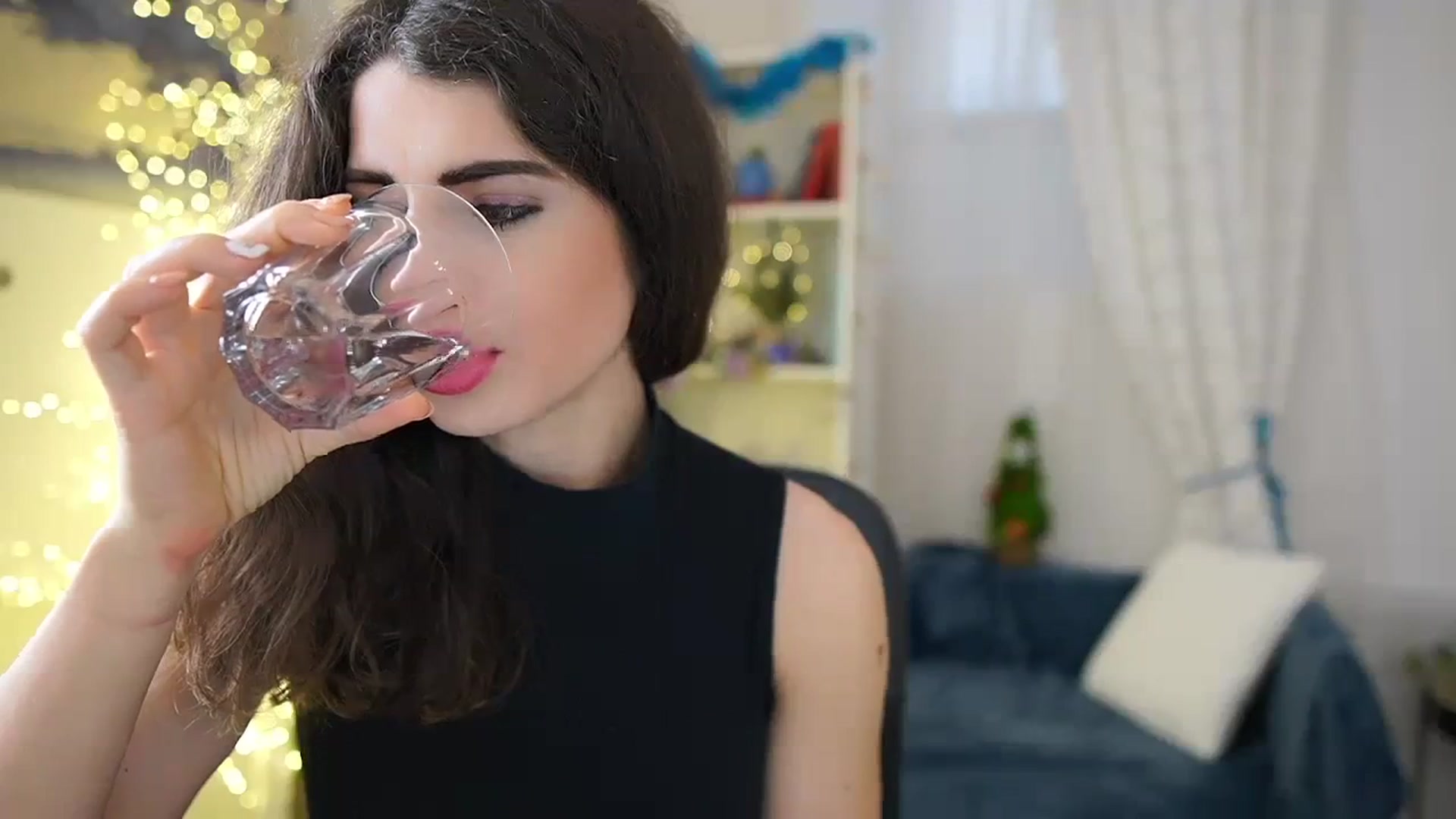EVA__LOVIA_ video thumbnail