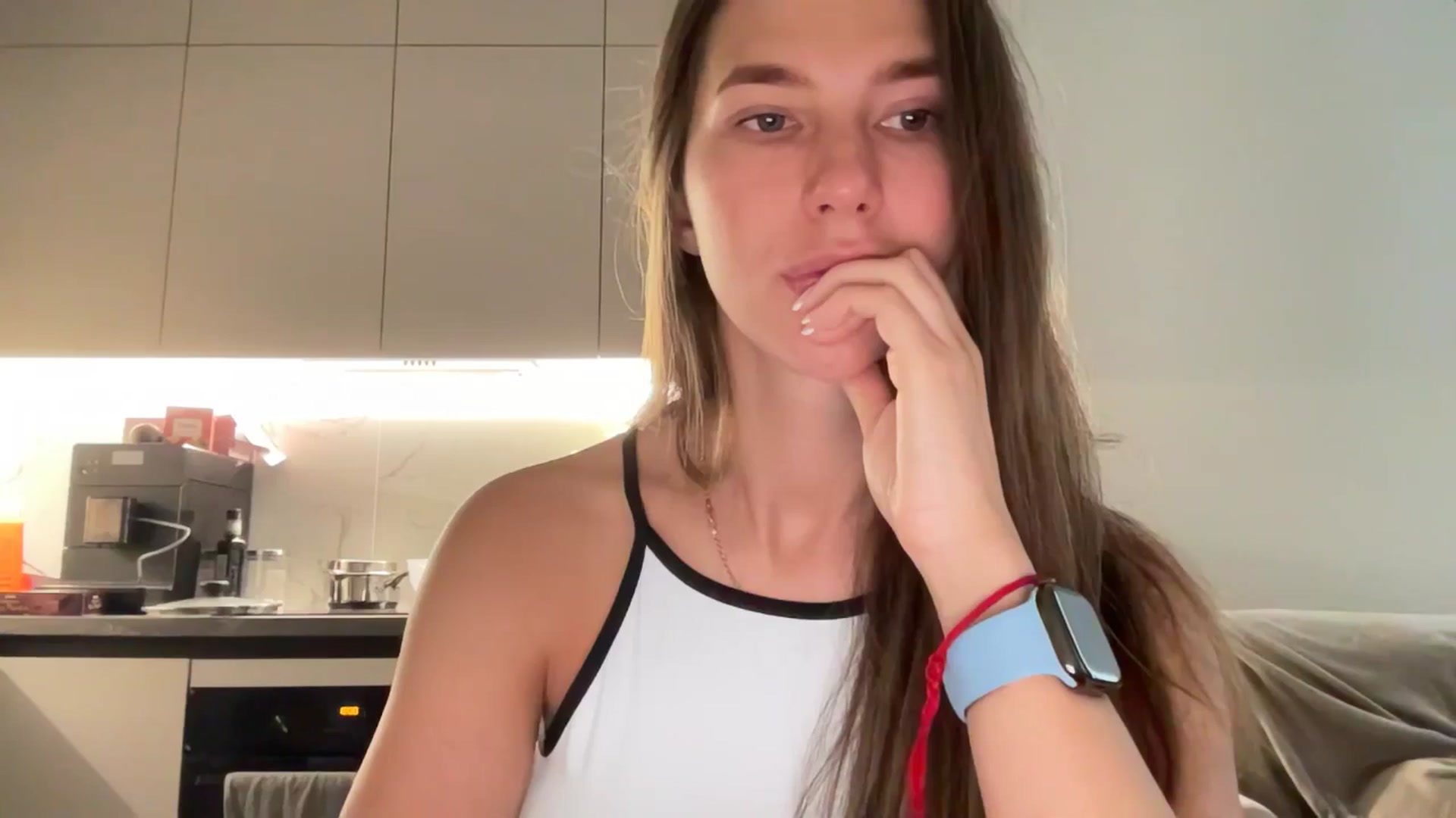 kissfreeze video thumbnail
