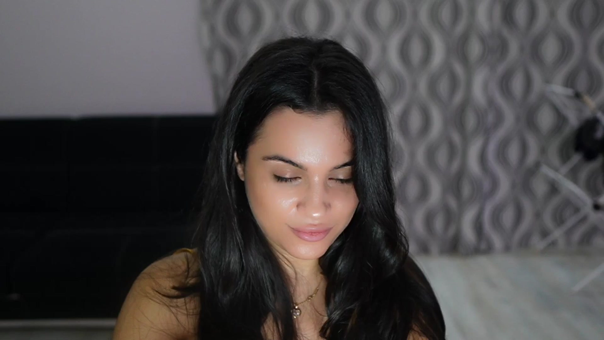 TinyAndrea video thumbnail