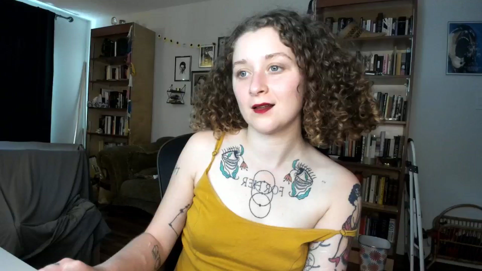 PeachyQueen_ video thumbnail