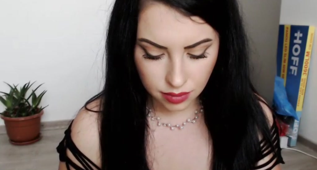 aLeDoll video thumbnail