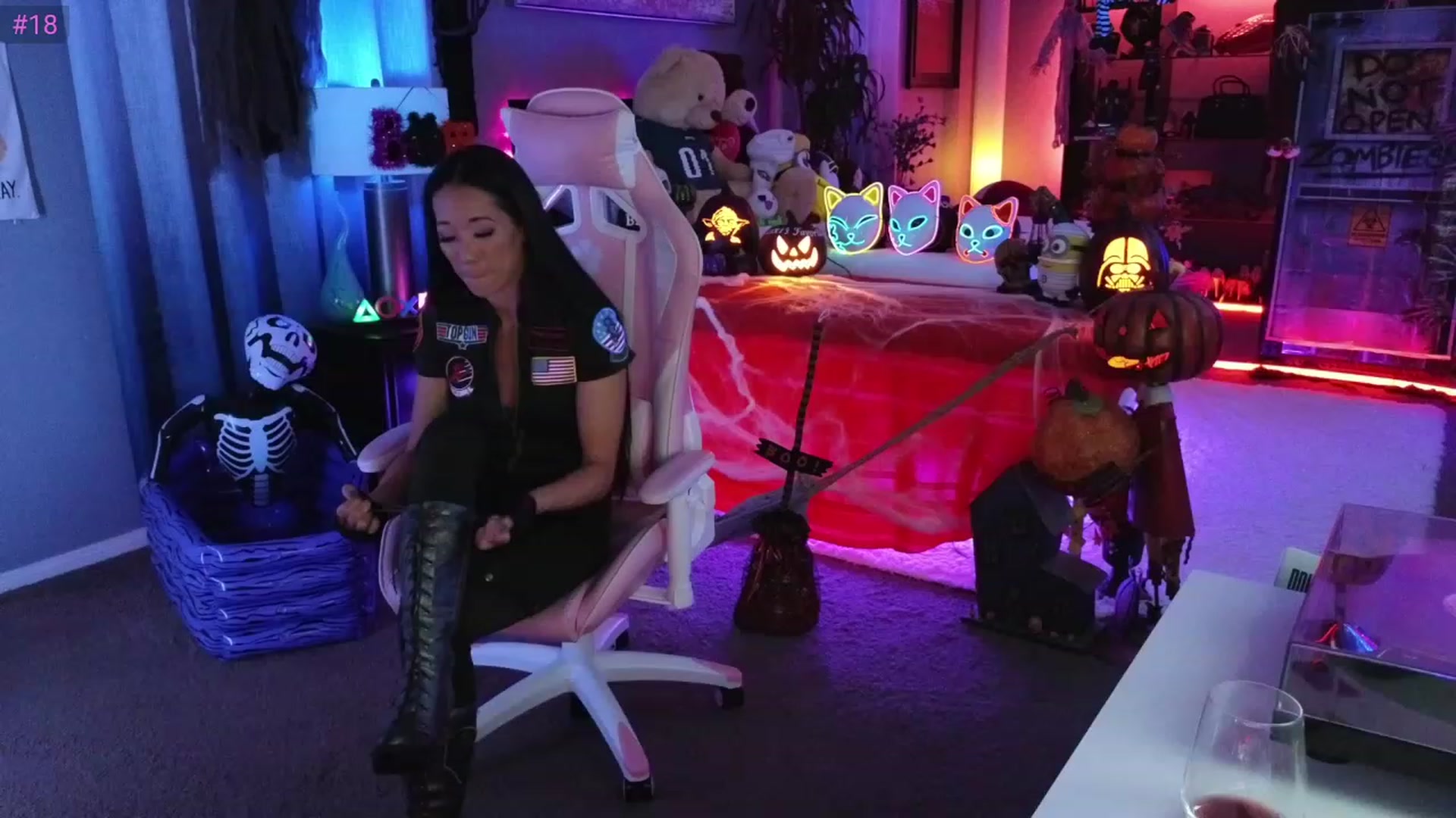 LexxiSKULL video thumbnail