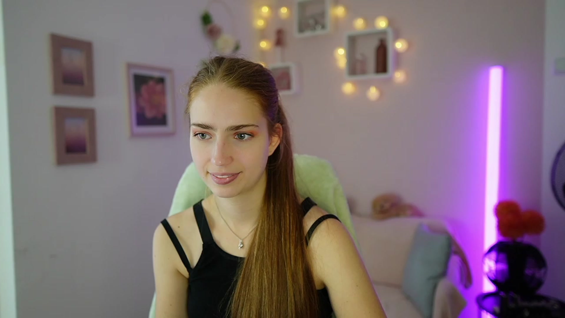 Naomi_Woods18 video thumbnail