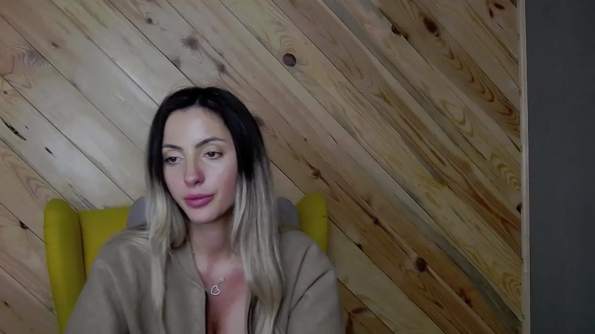 Blonde_Ashley video thumbnail