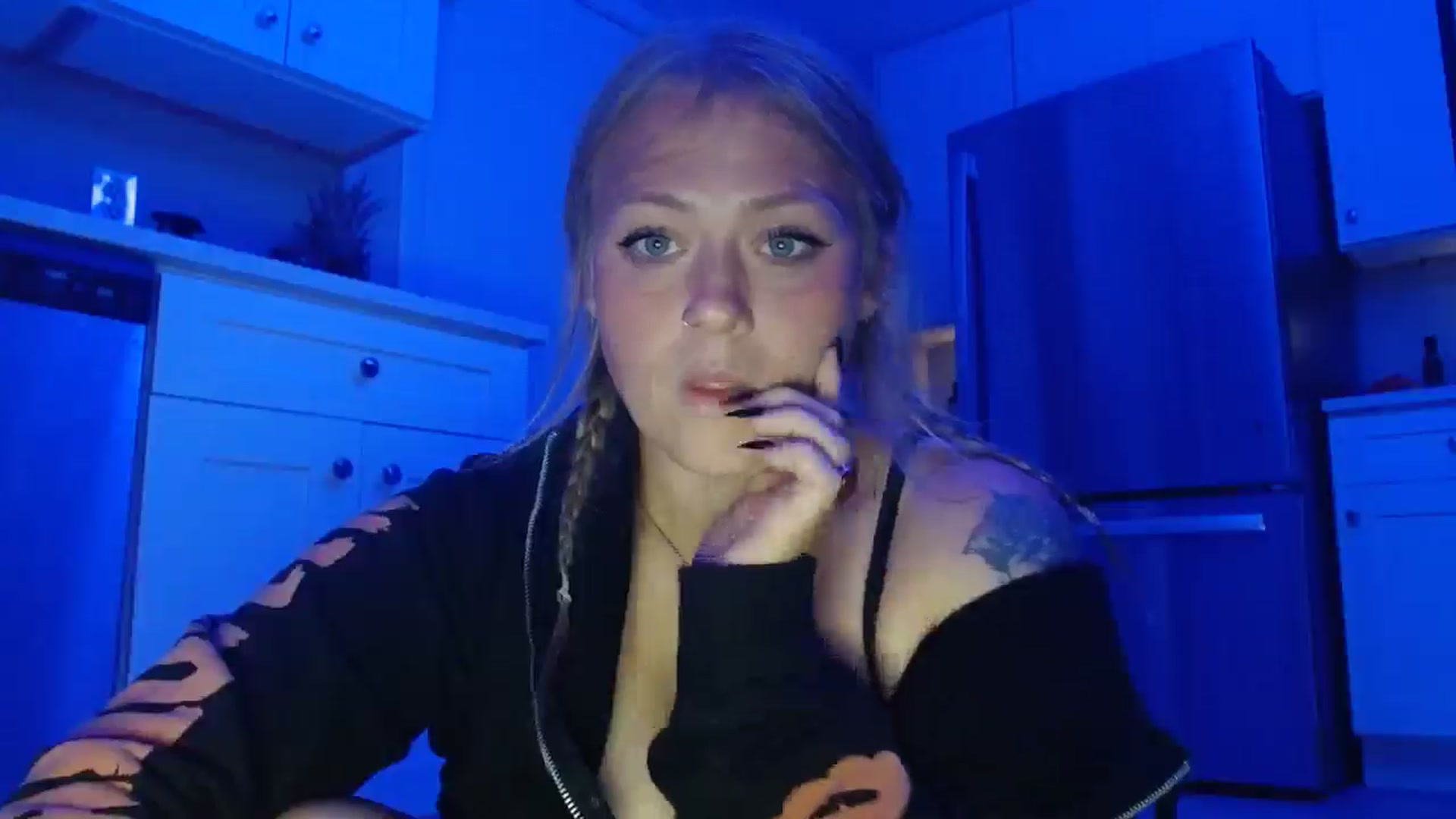 SneakyAlice video thumbnail