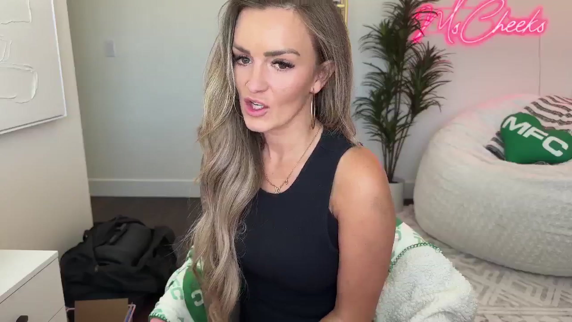 MsCheeks video thumbnail