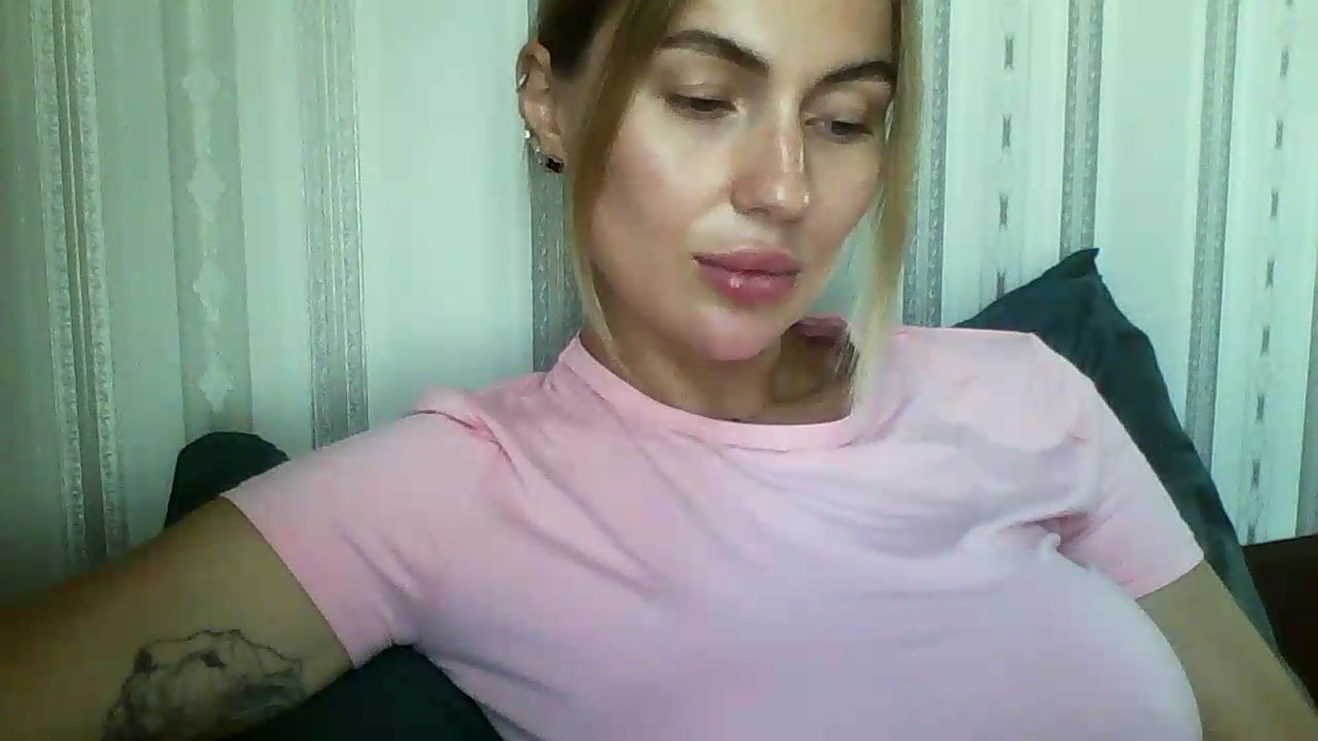 SofiaSimons video thumbnail