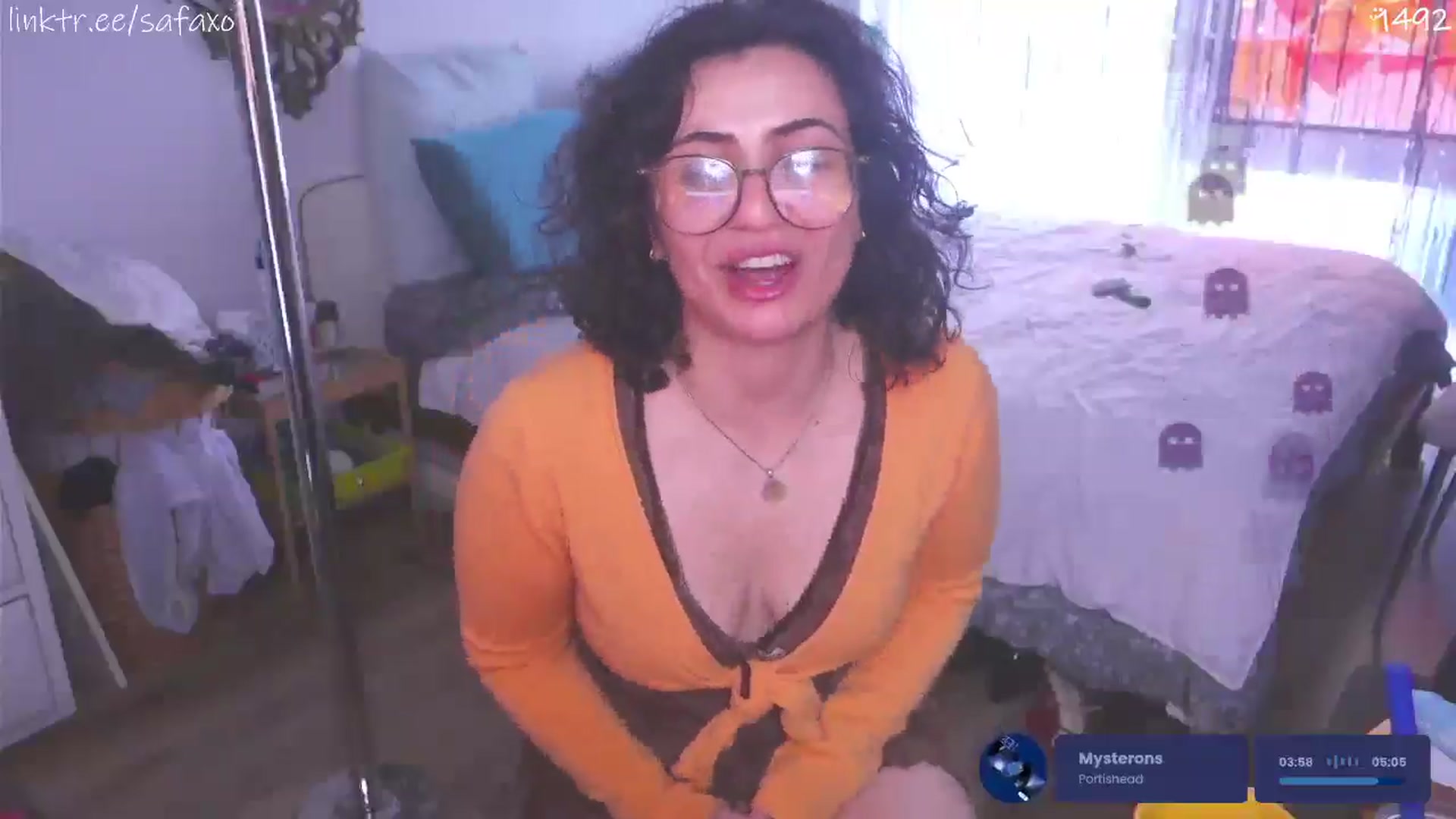 HairySafaeri video thumbnail