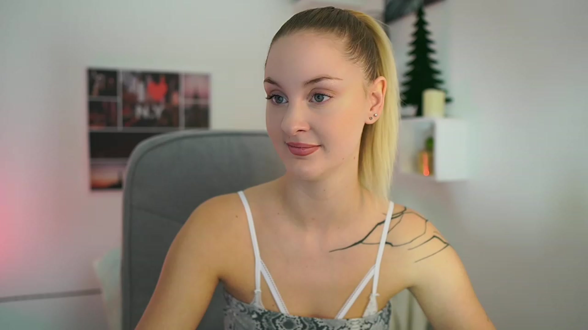 NatalliaStarr video thumbnail