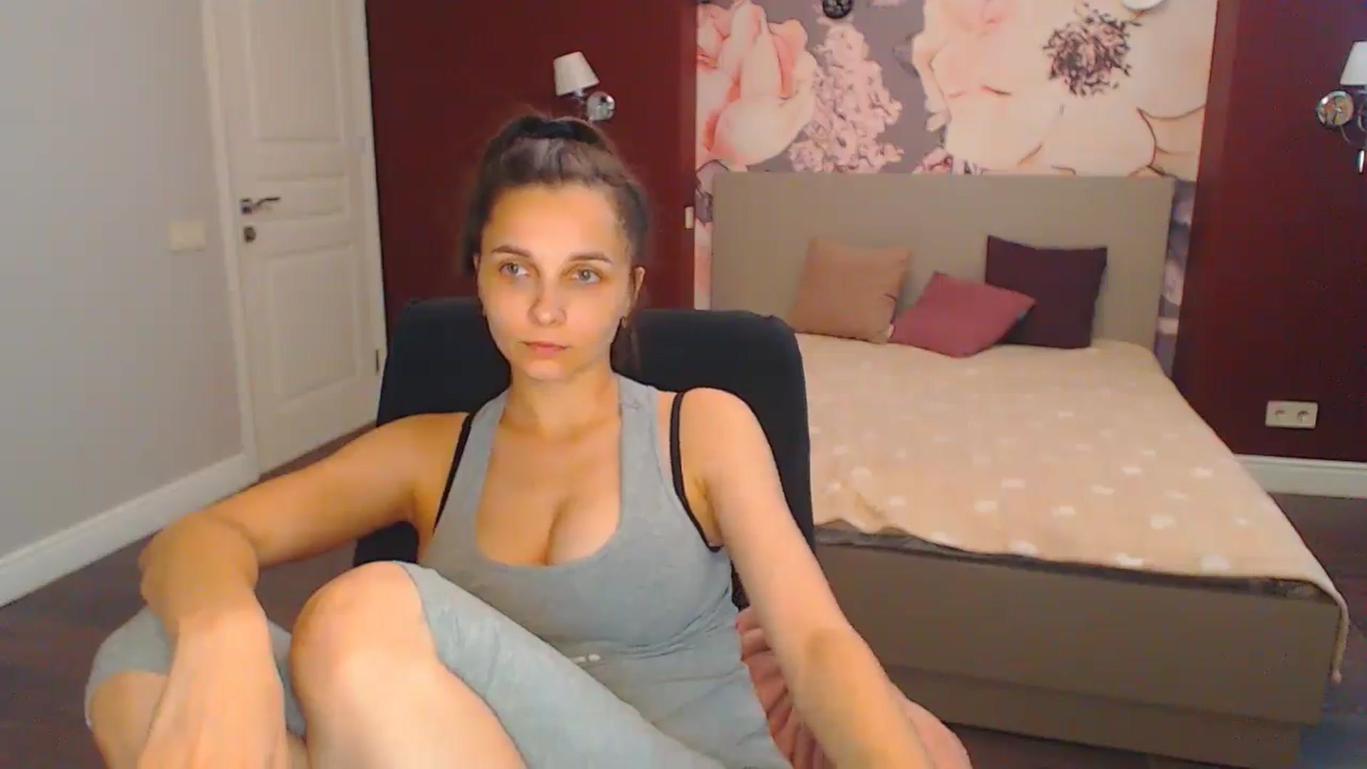 Karina_Mils video thumbnail