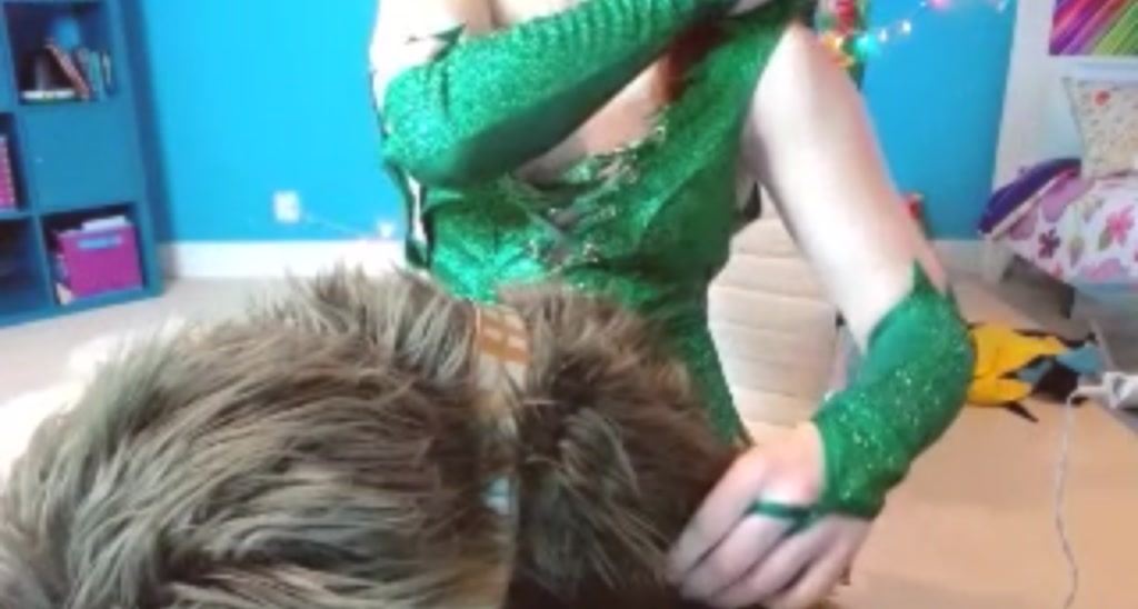 MissMolly_ video thumbnail
