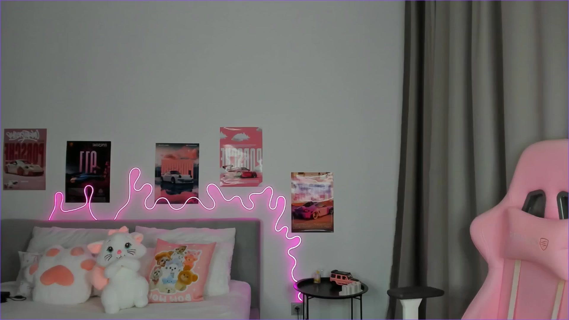 Evievil video thumbnail