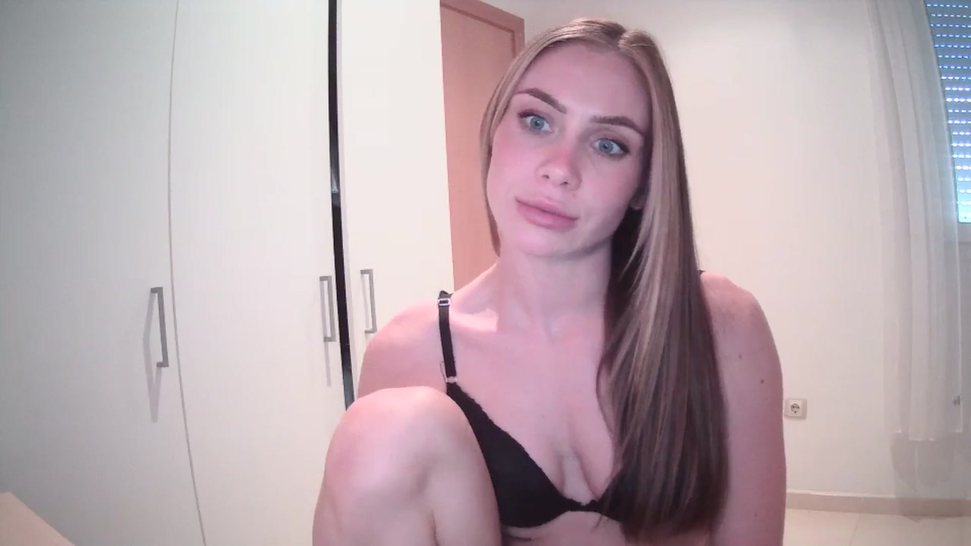 English_Lola video thumbnail