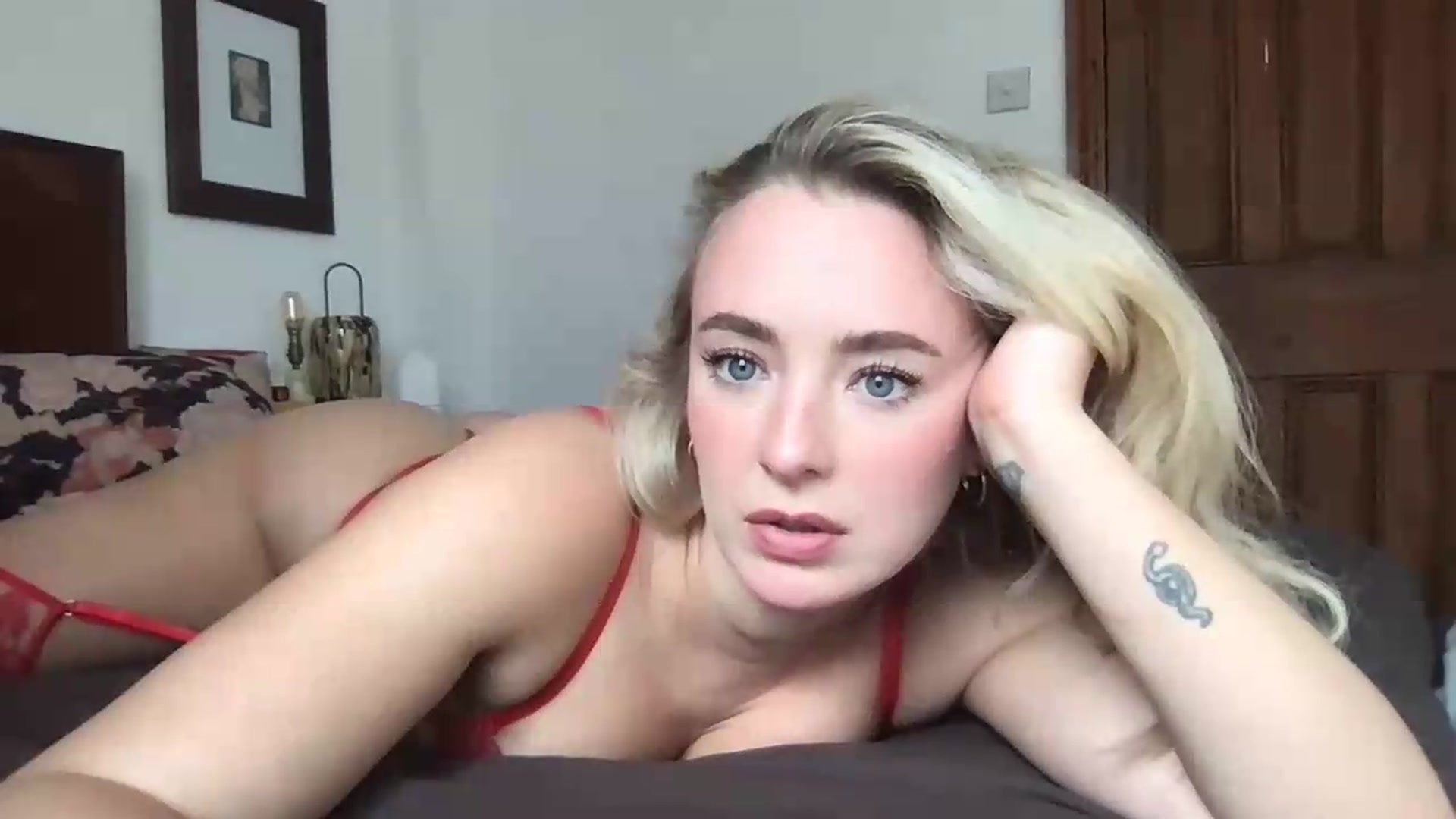 Rosiegirl333 video thumbnail