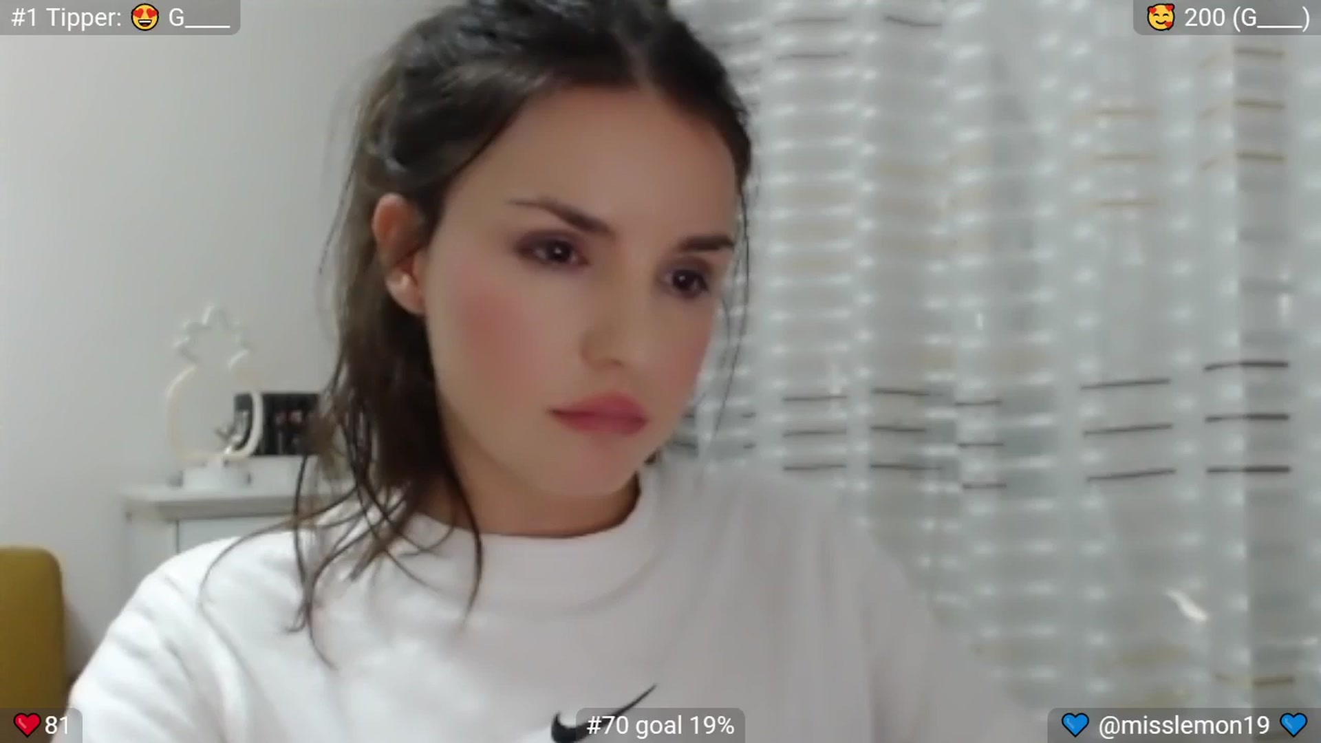 MissReno video thumbnail