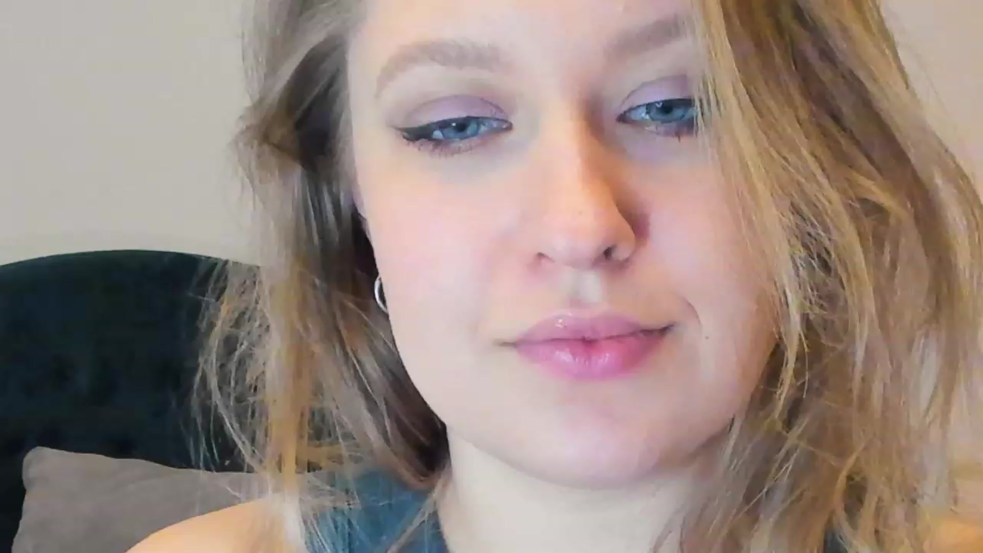 SensualAdict video thumbnail