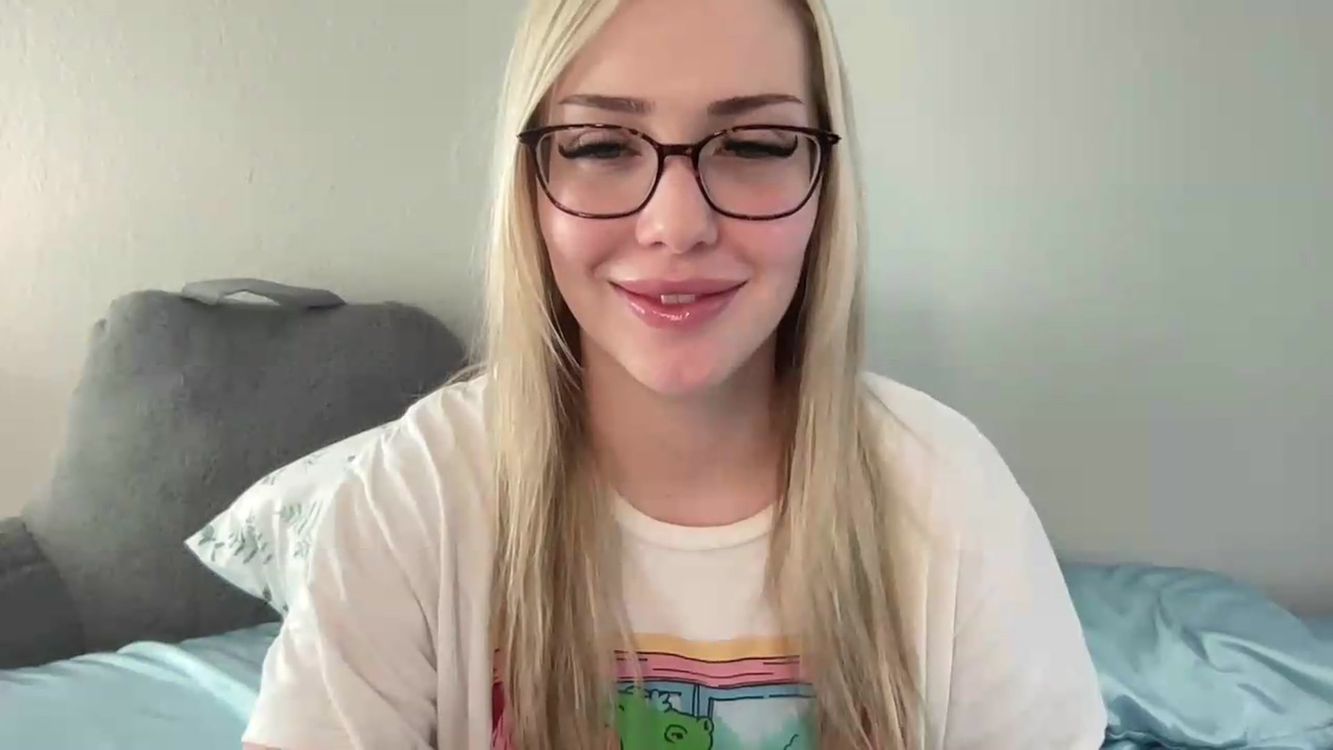 AshleyMarina video thumbnail